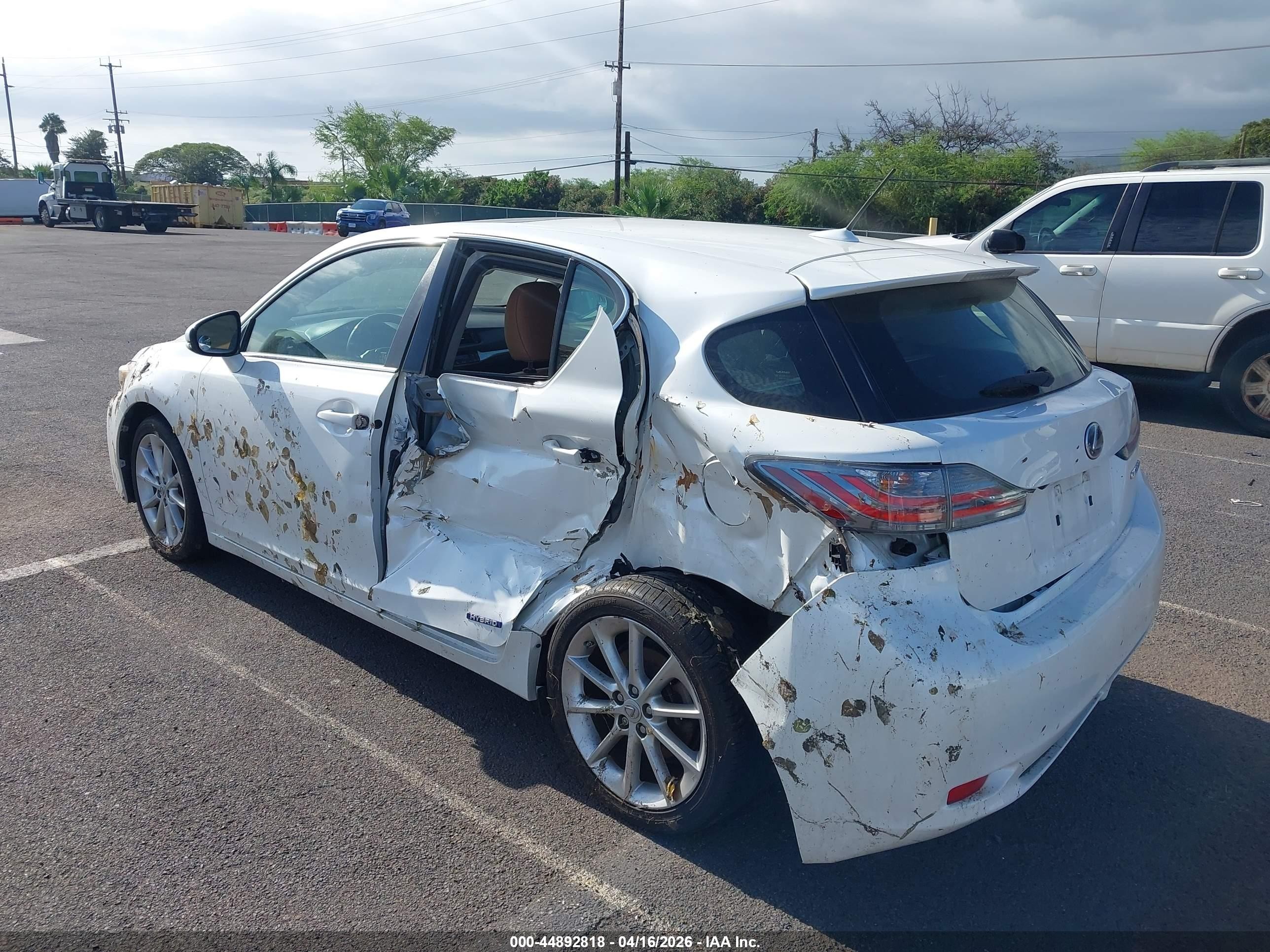 2012 Lexus Ct 200h Premium Белый vin: JTHKD5BH6C2103637
