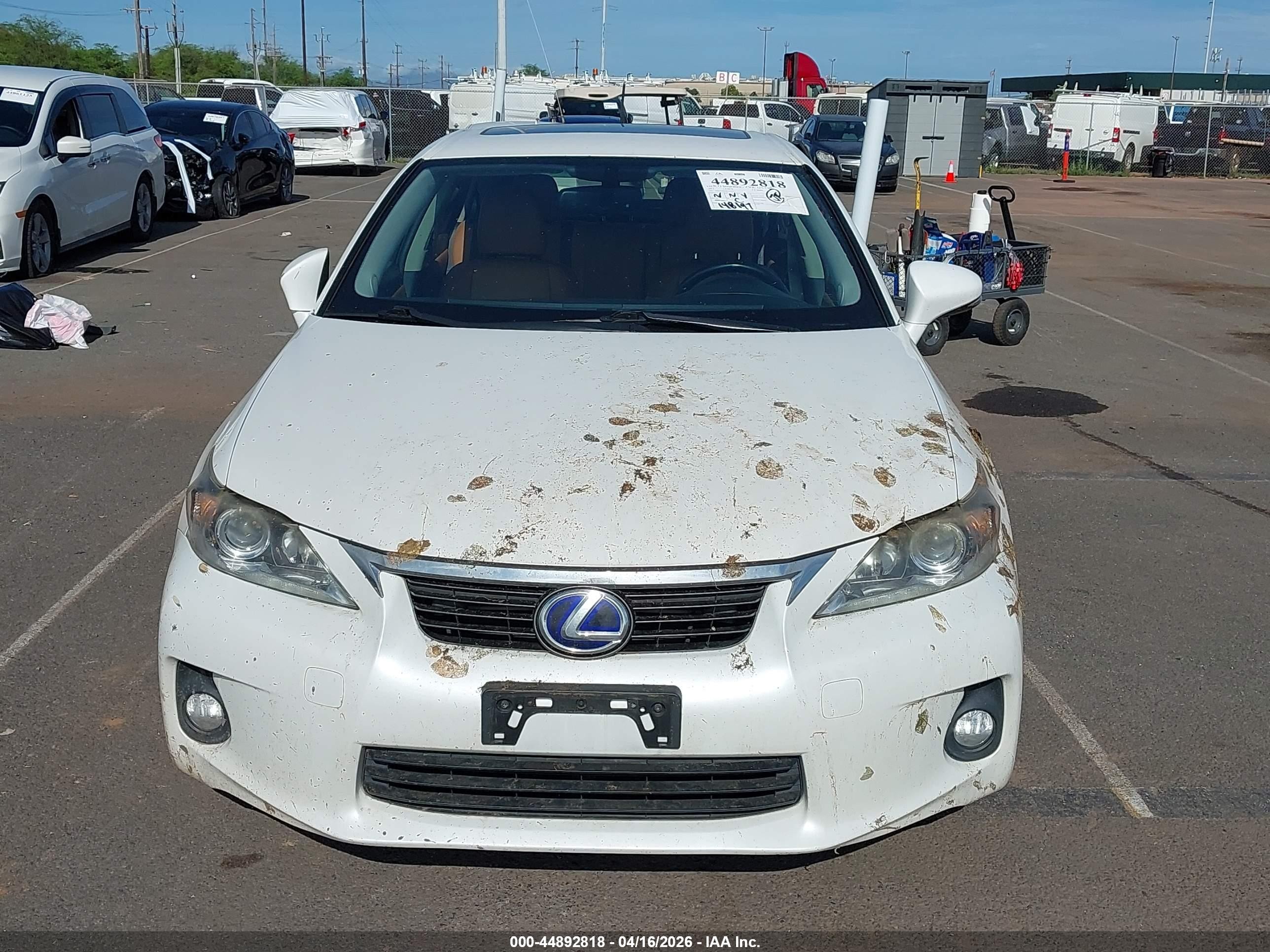 2012 Lexus Ct 200h Premium Белый vin: JTHKD5BH6C2103637