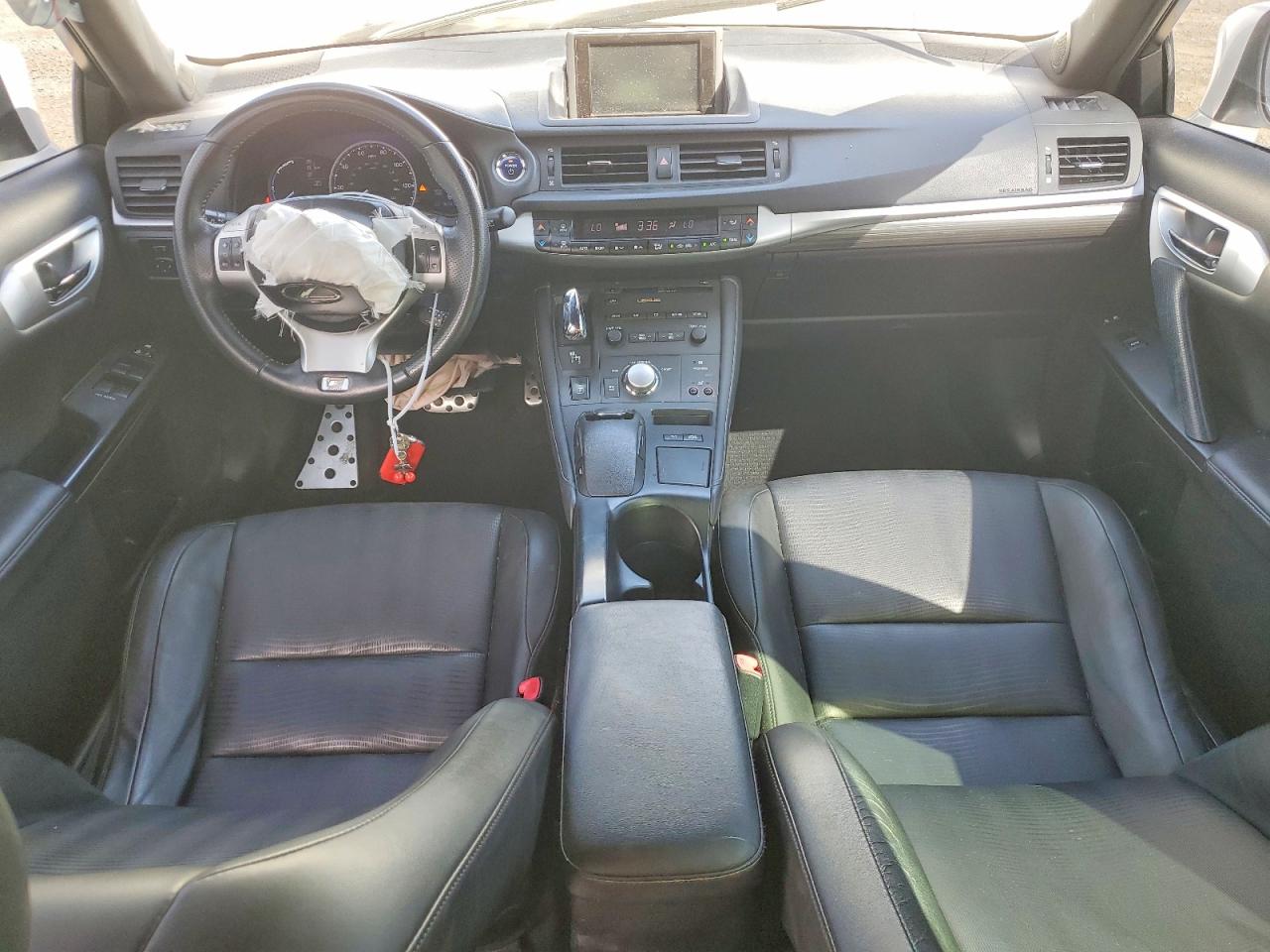 2012 Lexus Ct 200 White vin: JTHKD5BH6C2106554