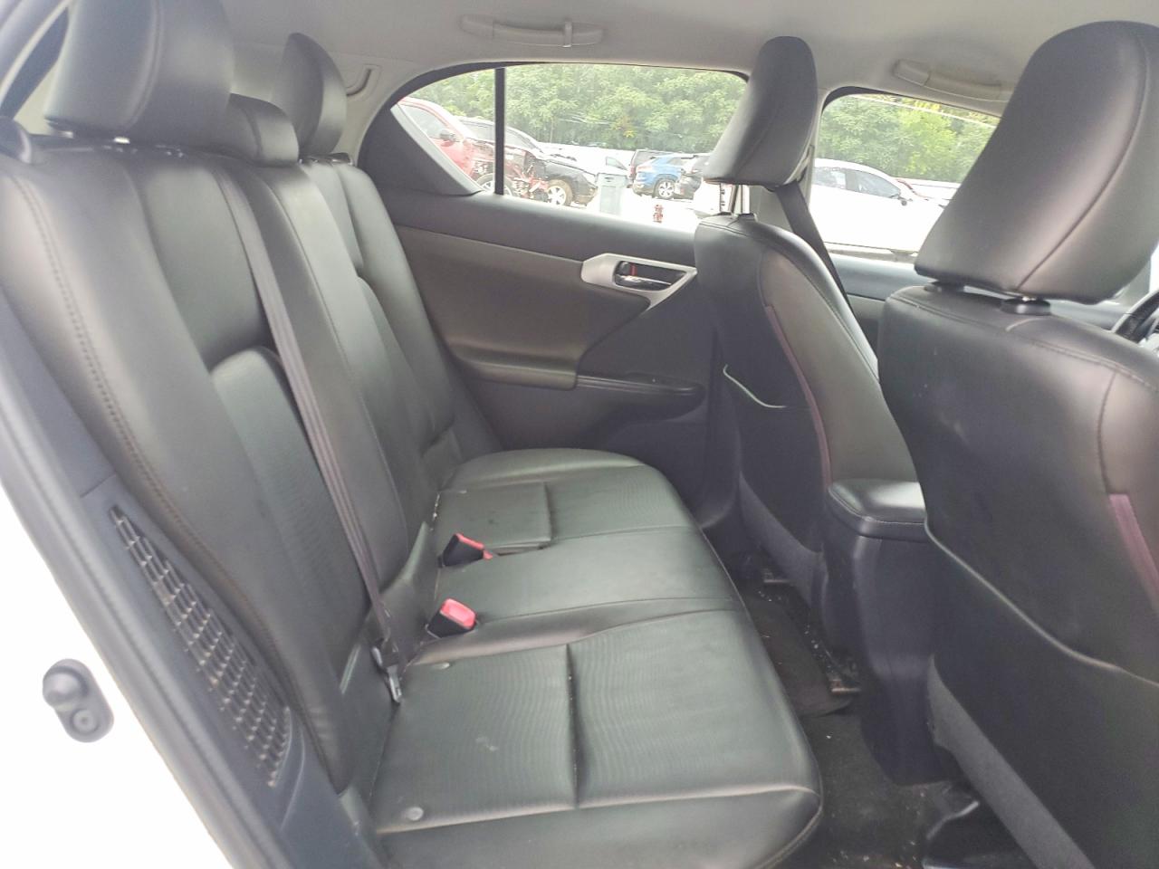 2012 Lexus Ct 200 White vin: JTHKD5BH6C2118087