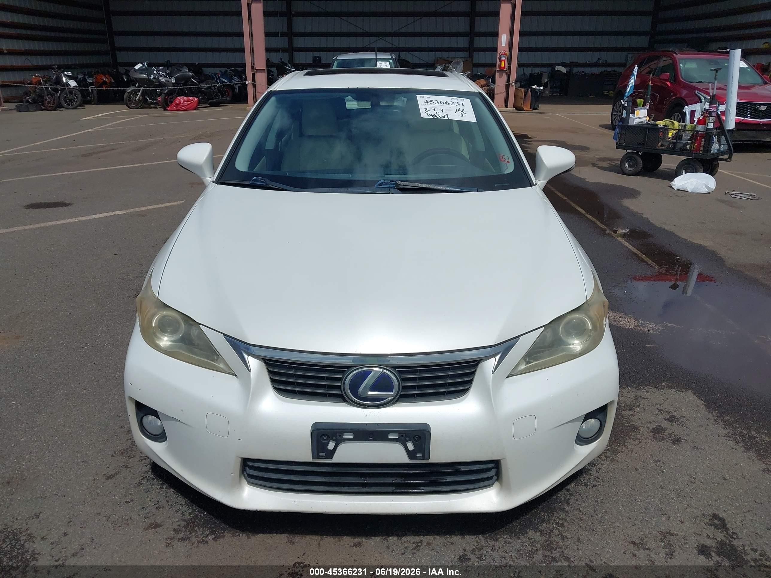 2013 Lexus Ct 200h White vin: JTHKD5BH6D2122982