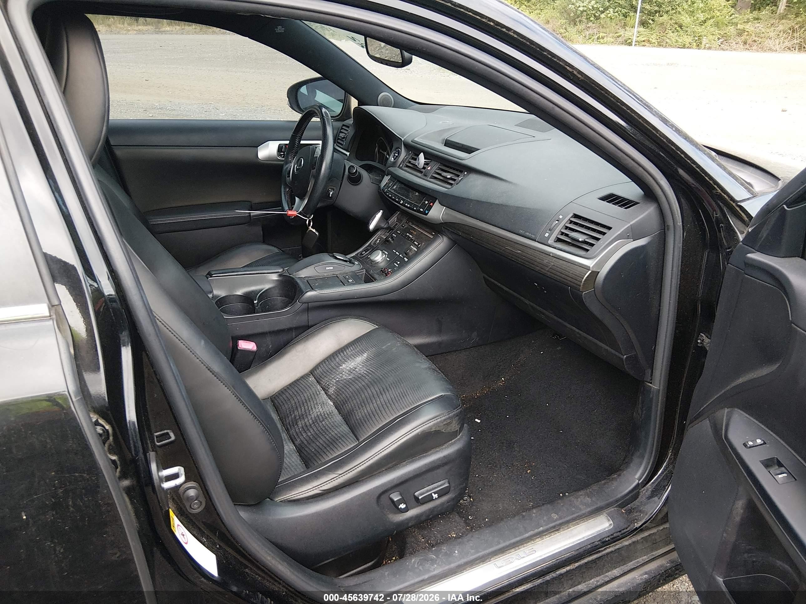 2013 Lexus Ct 200h   Black vin: JTHKD5BH6D2134386