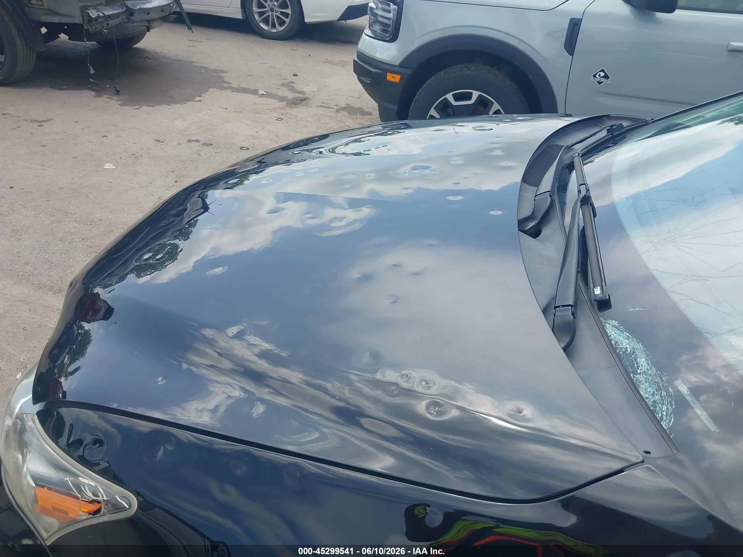 2013 Lexus Ct 200h   Черный vin: JTHKD5BH6D2141838