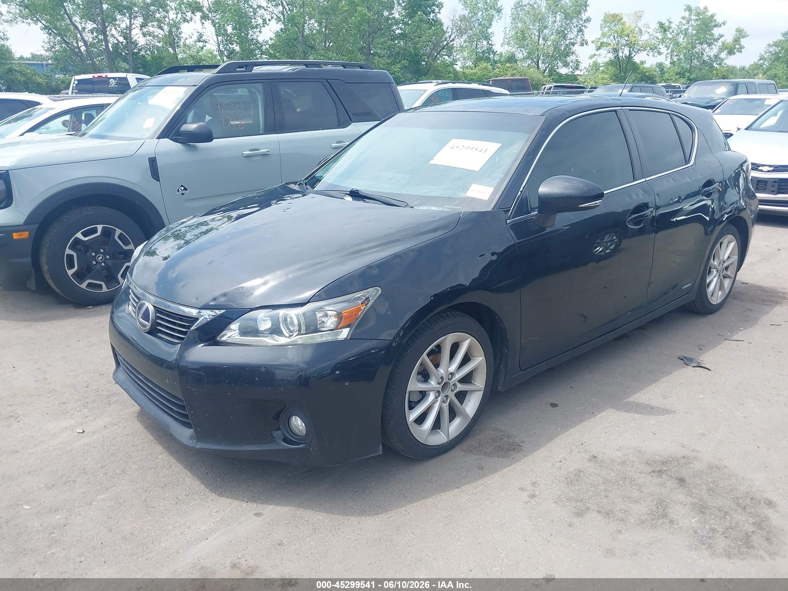 2013 Lexus Ct 200h   Черный vin: JTHKD5BH6D2141838