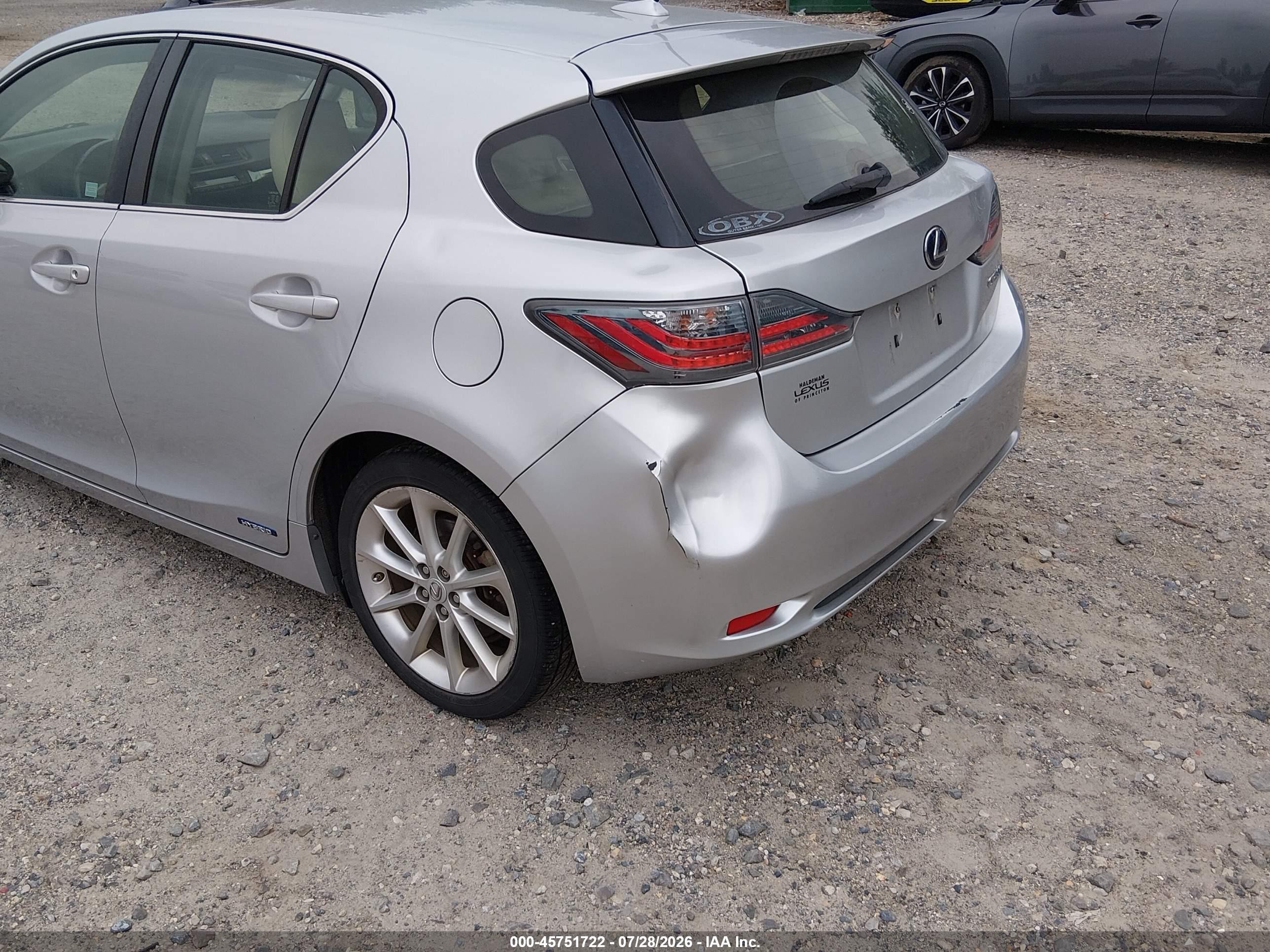 2013 Lexus Ct 200h   Silver vin: JTHKD5BH6D2152743