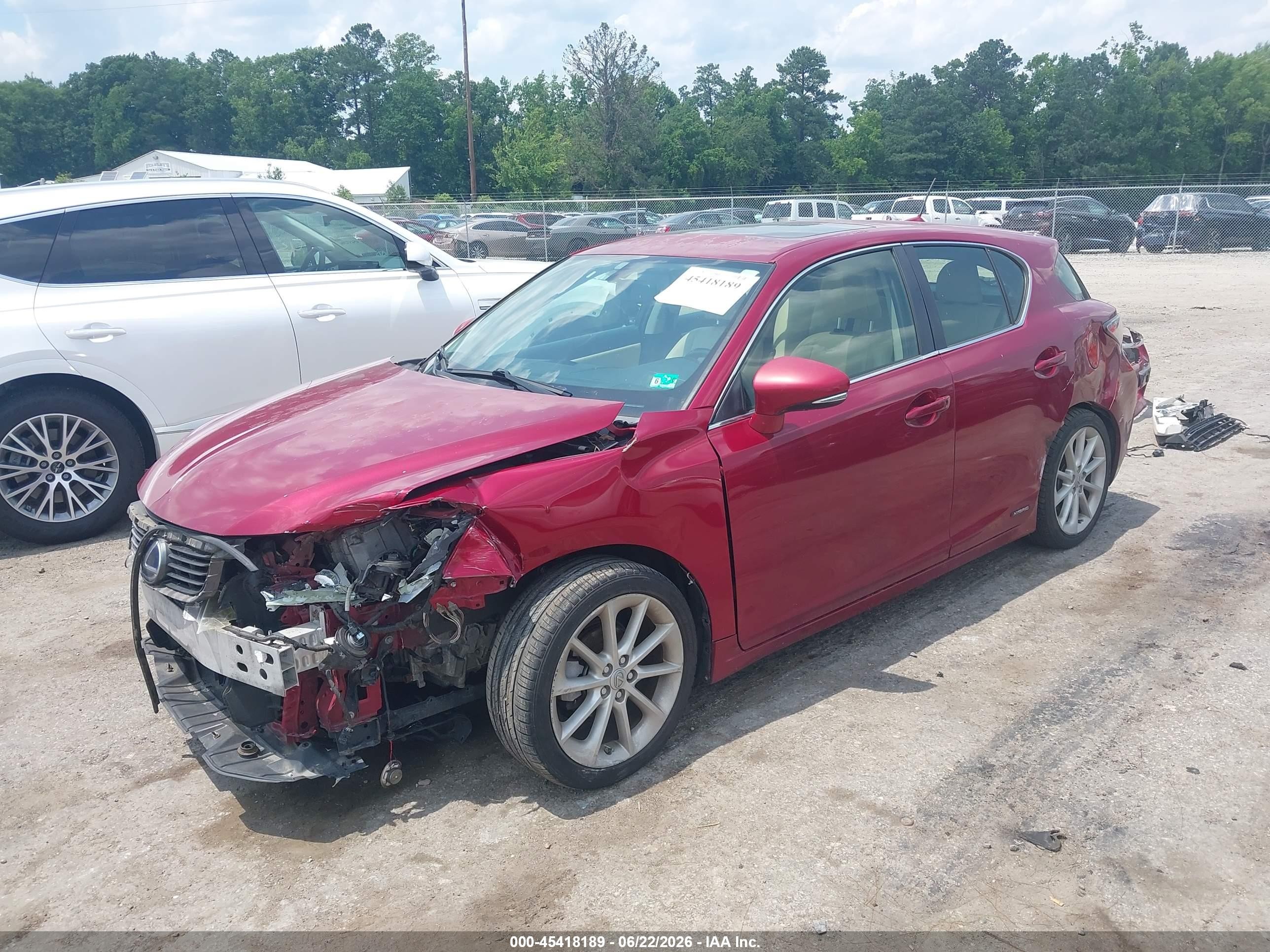2013 Lexus Ct 200h   Red vin: JTHKD5BH6D2158221