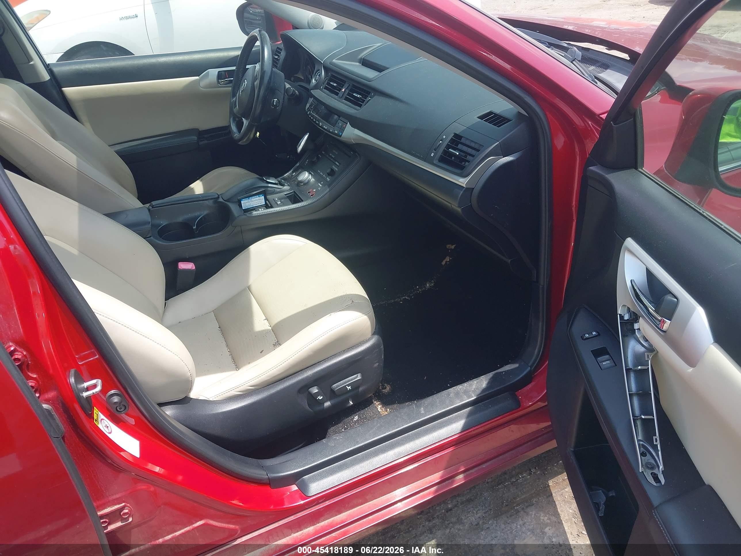 2013 Lexus Ct 200h   Red vin: JTHKD5BH6D2158221