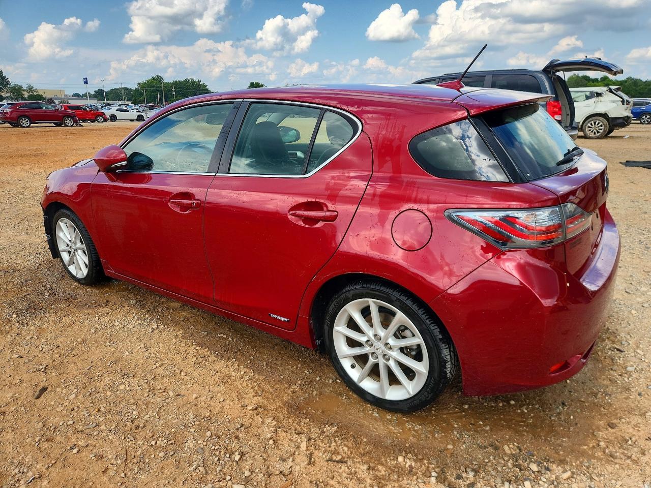 2013 Lexus Ct 200 Red vin: JTHKD5BH6D2167100