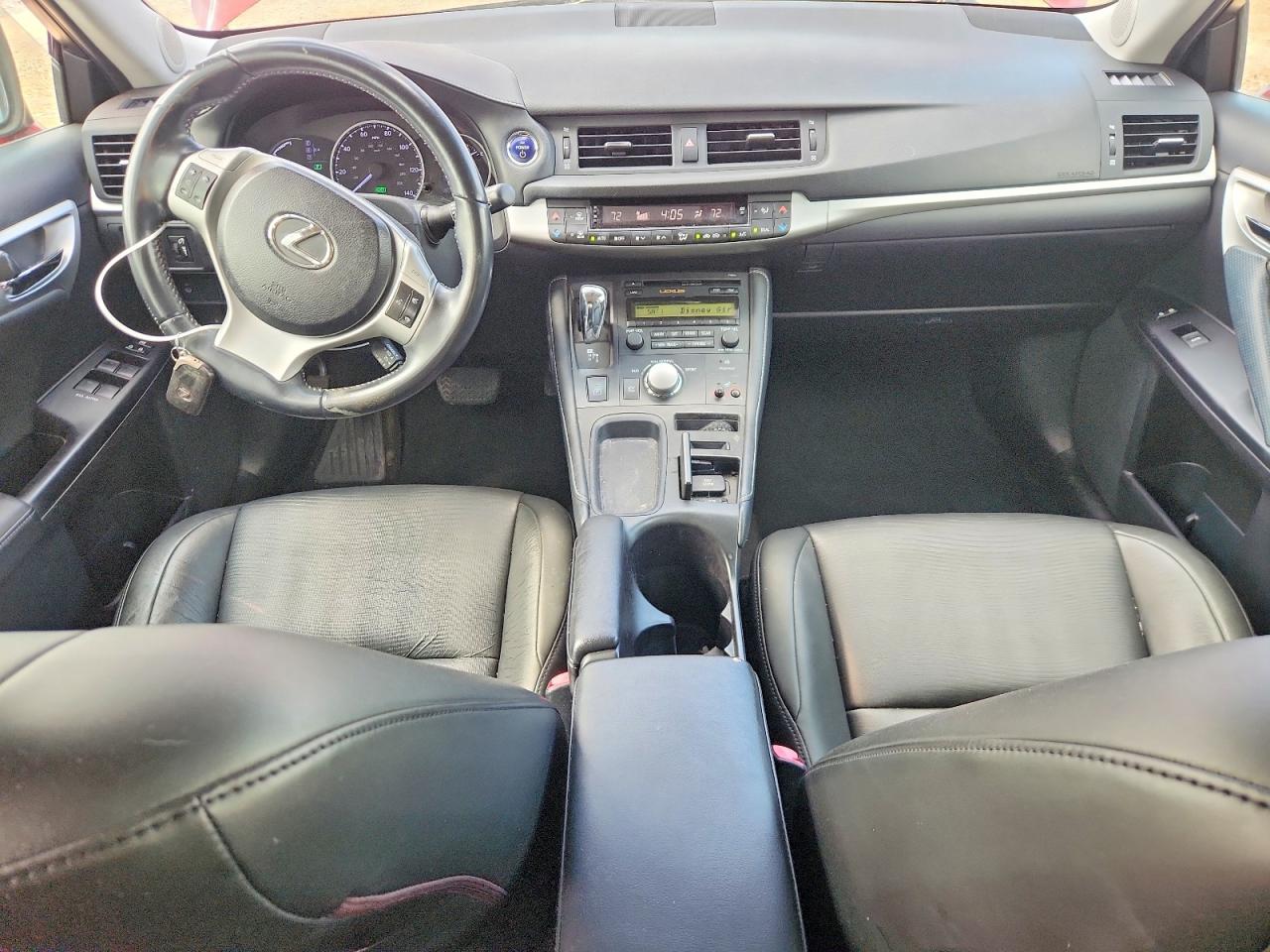 2013 Lexus Ct 200 Red vin: JTHKD5BH6D2167100