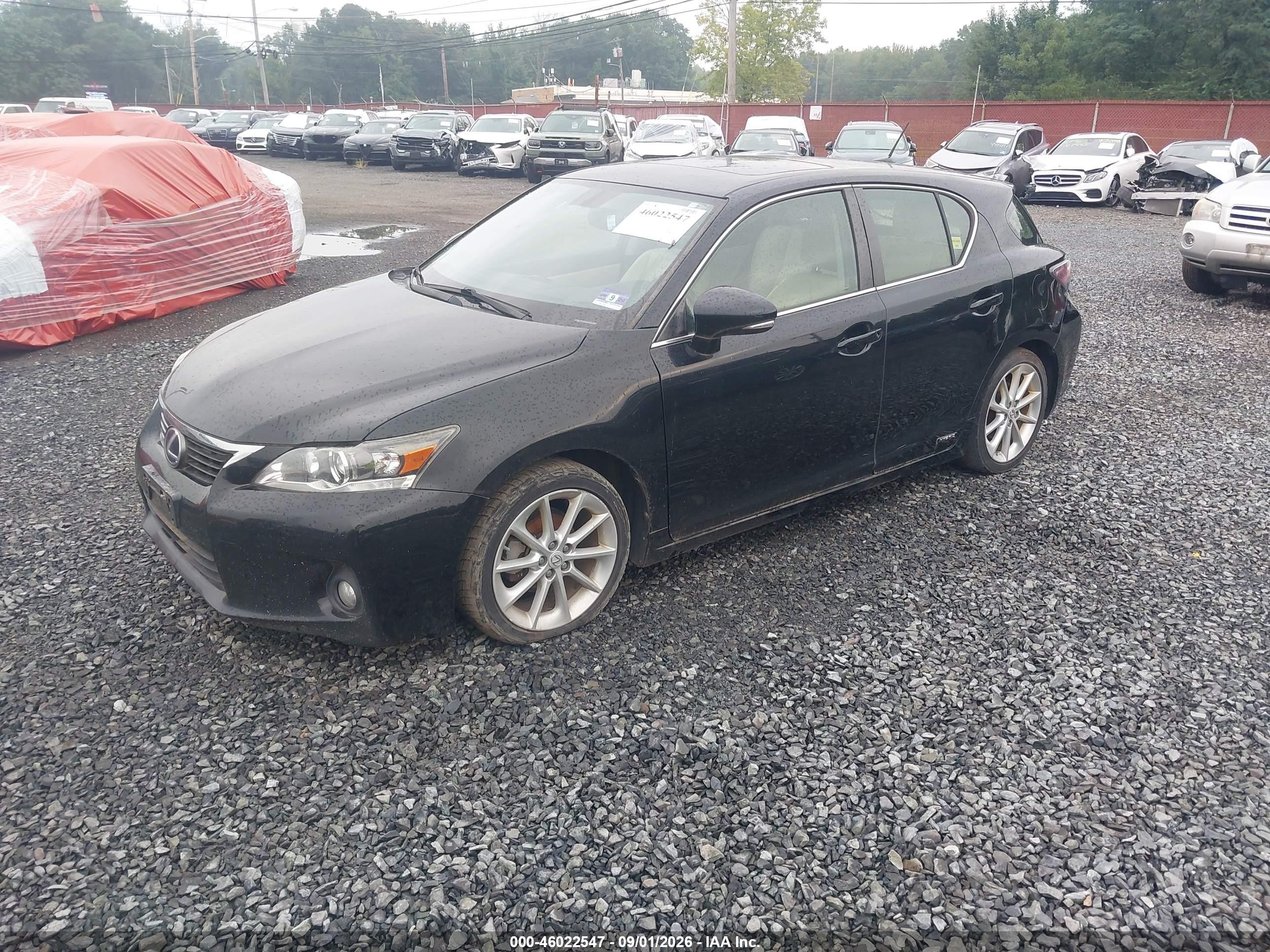 2013 Lexus Ct 200h   Черный vin: JTHKD5BH6D2167744