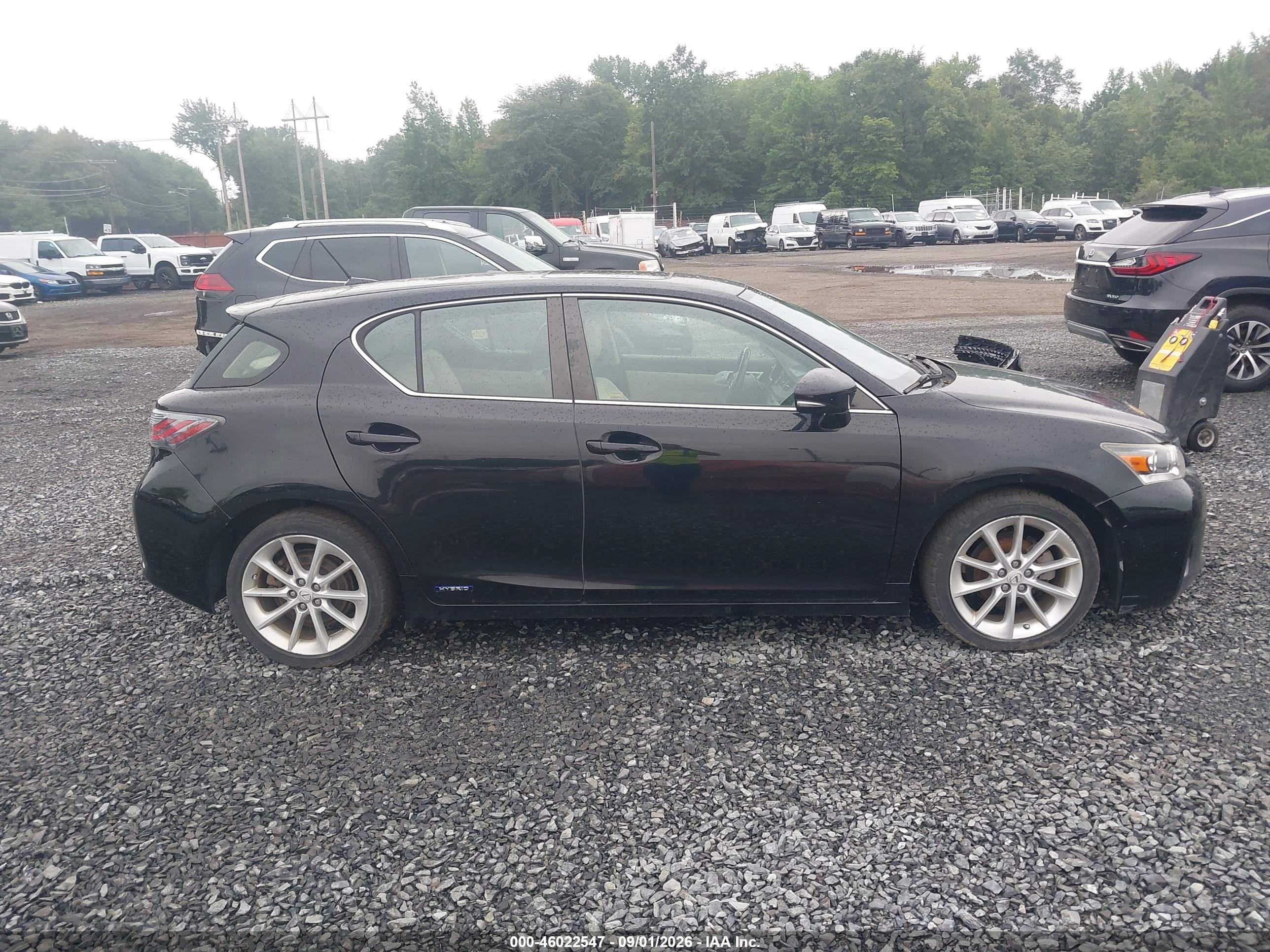 2013 Lexus Ct 200h   Черный vin: JTHKD5BH6D2167744