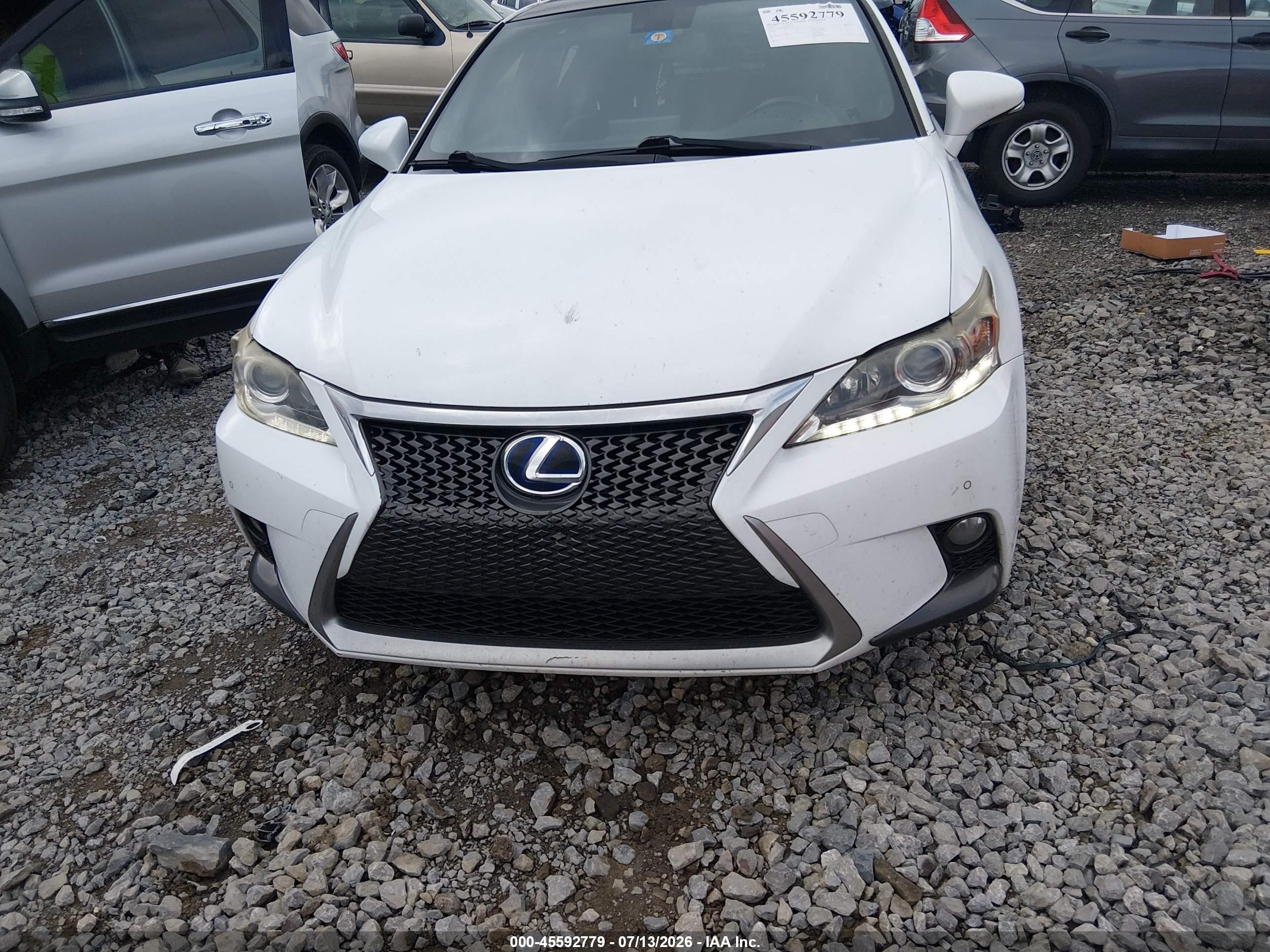 2014 Lexus Ct 200h   Silver vin: JTHKD5BH6E2174050