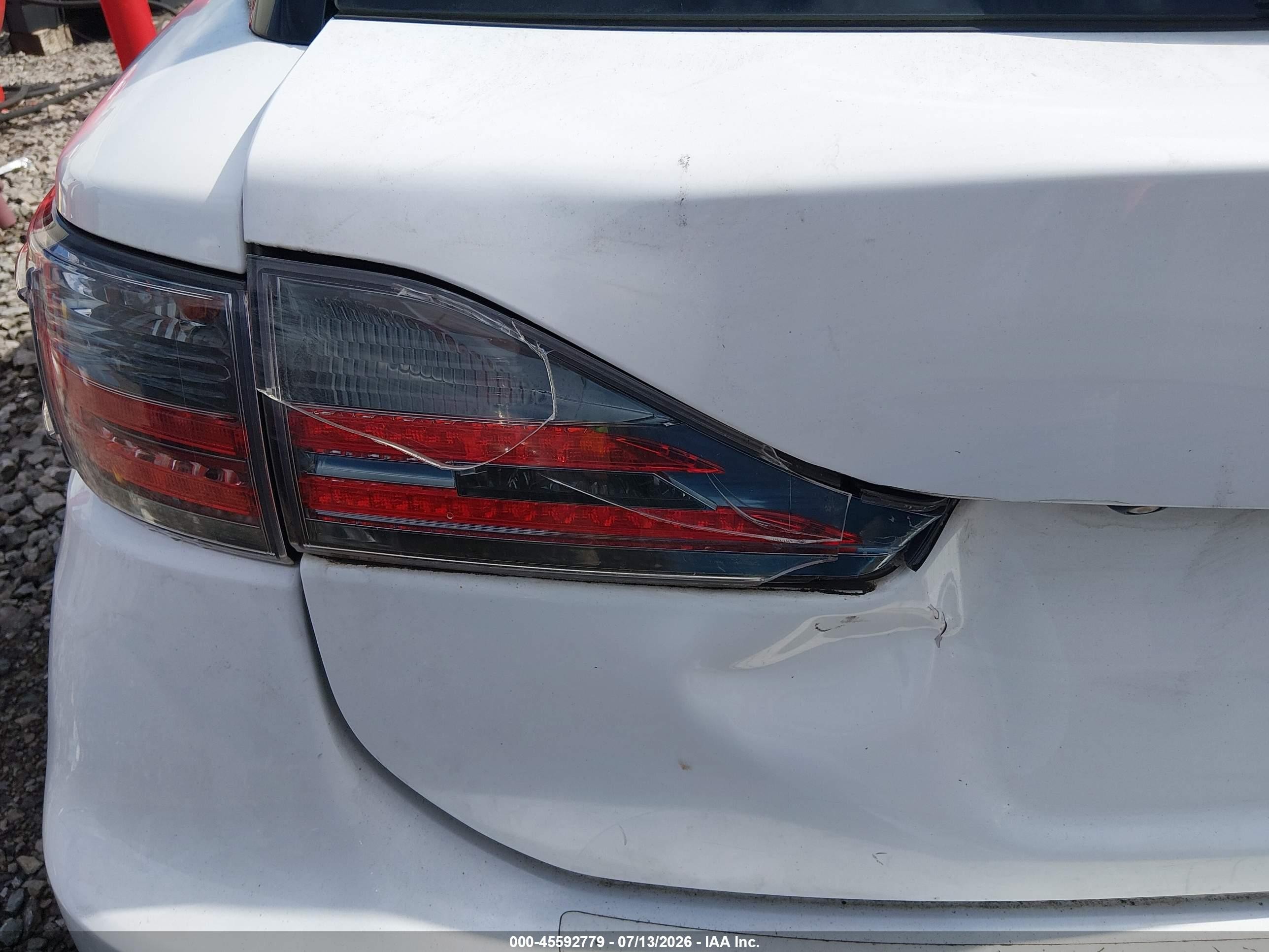 2014 Lexus Ct 200h   Silver vin: JTHKD5BH6E2174050