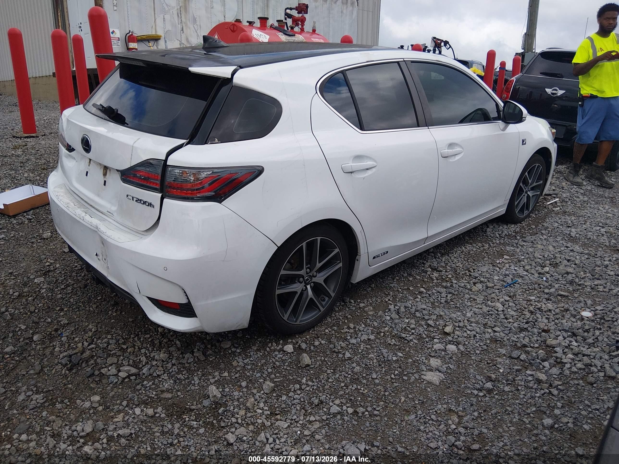 2014 Lexus Ct 200h   Silver vin: JTHKD5BH6E2174050