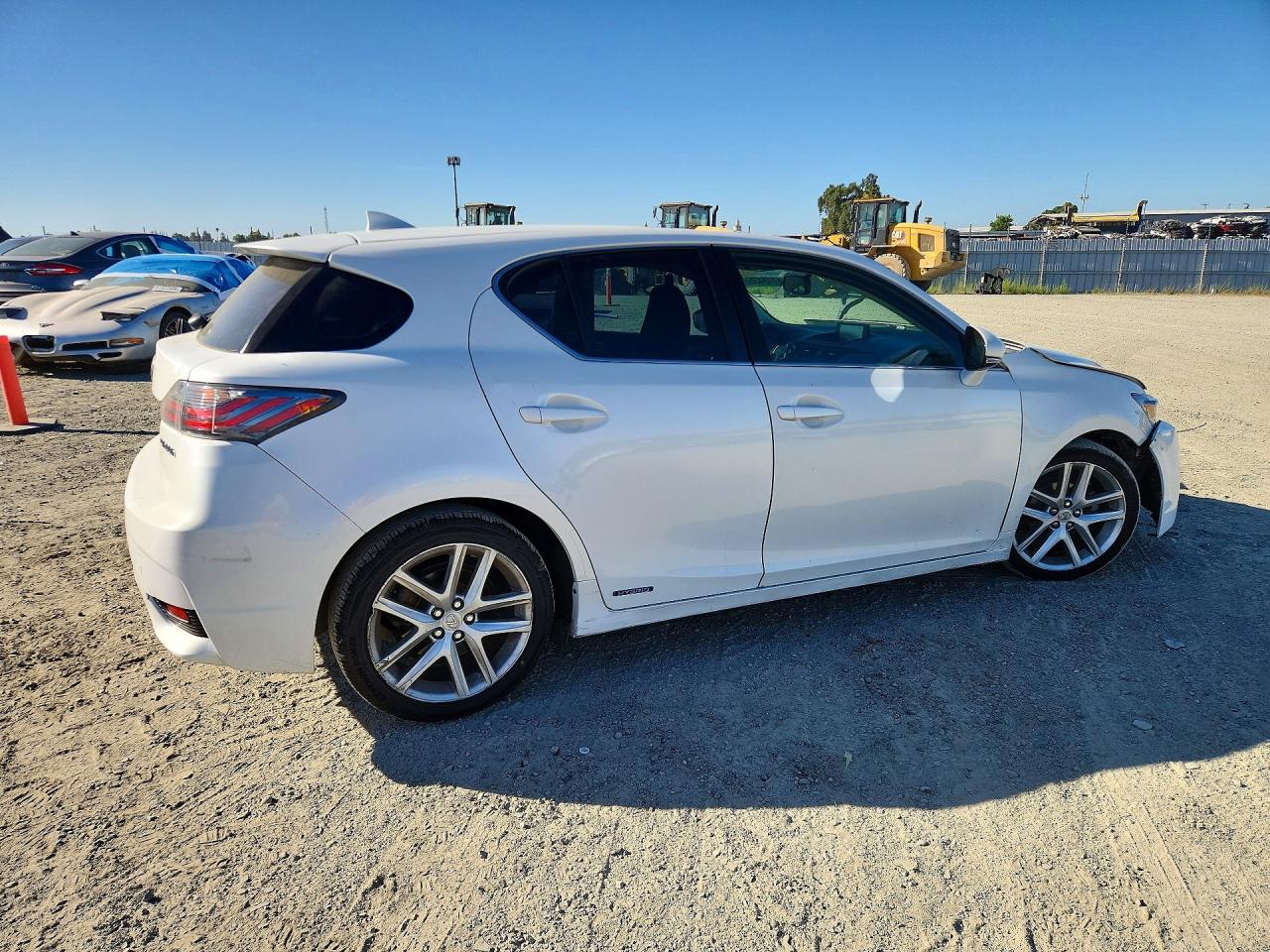 2014 Lexus Ct 200 White vin: JTHKD5BH6E2208777
