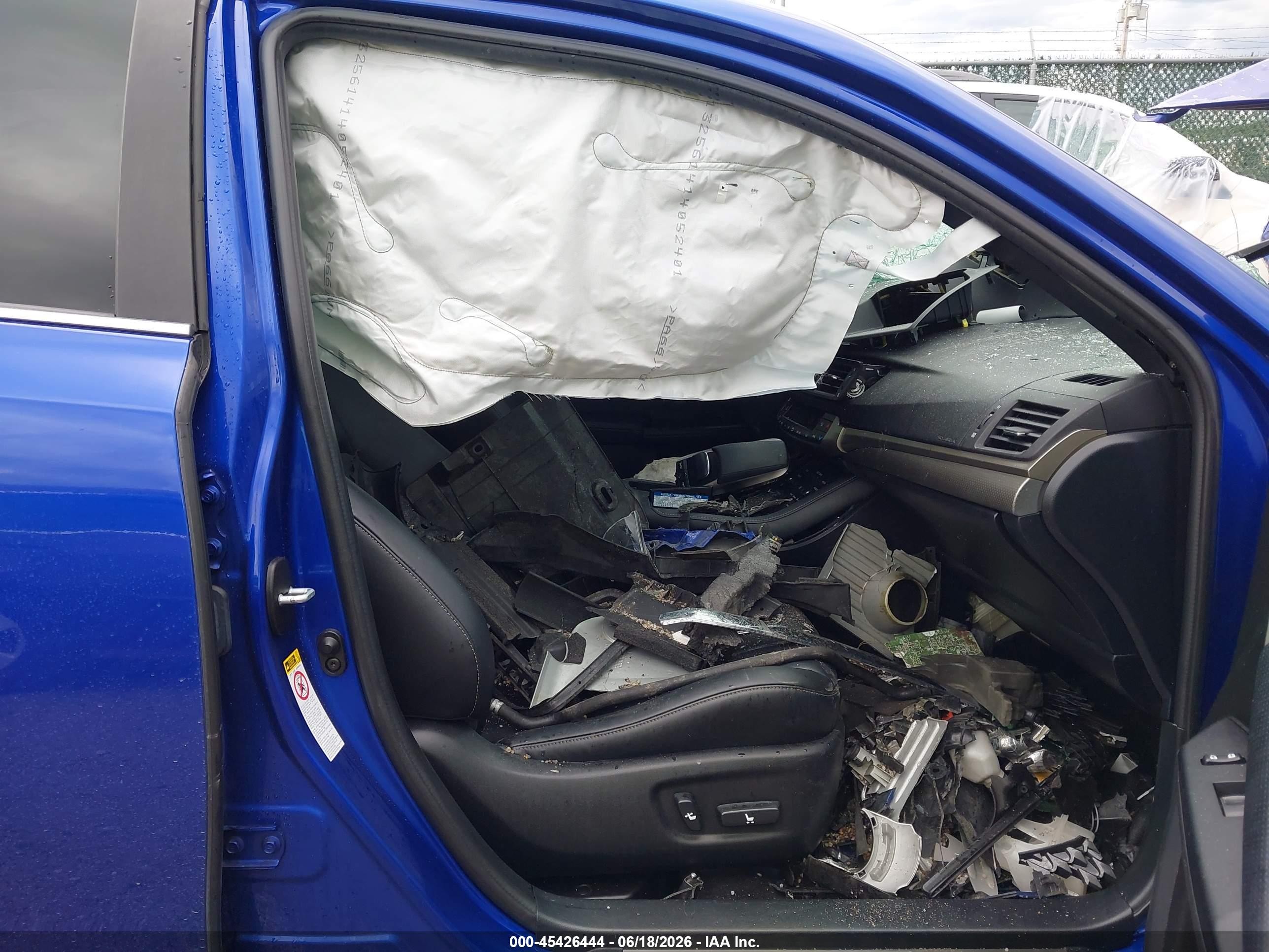 2014 Lexus Ct 200h Синий vin: JTHKD5BH6E2209055