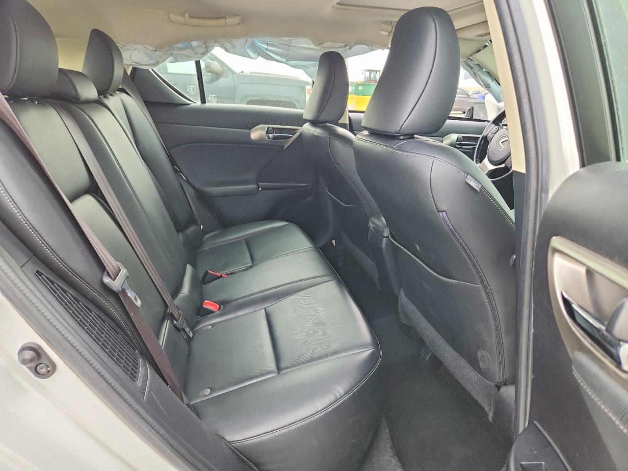 2015 Lexus Ct 200 White vin: JTHKD5BH6F2229498
