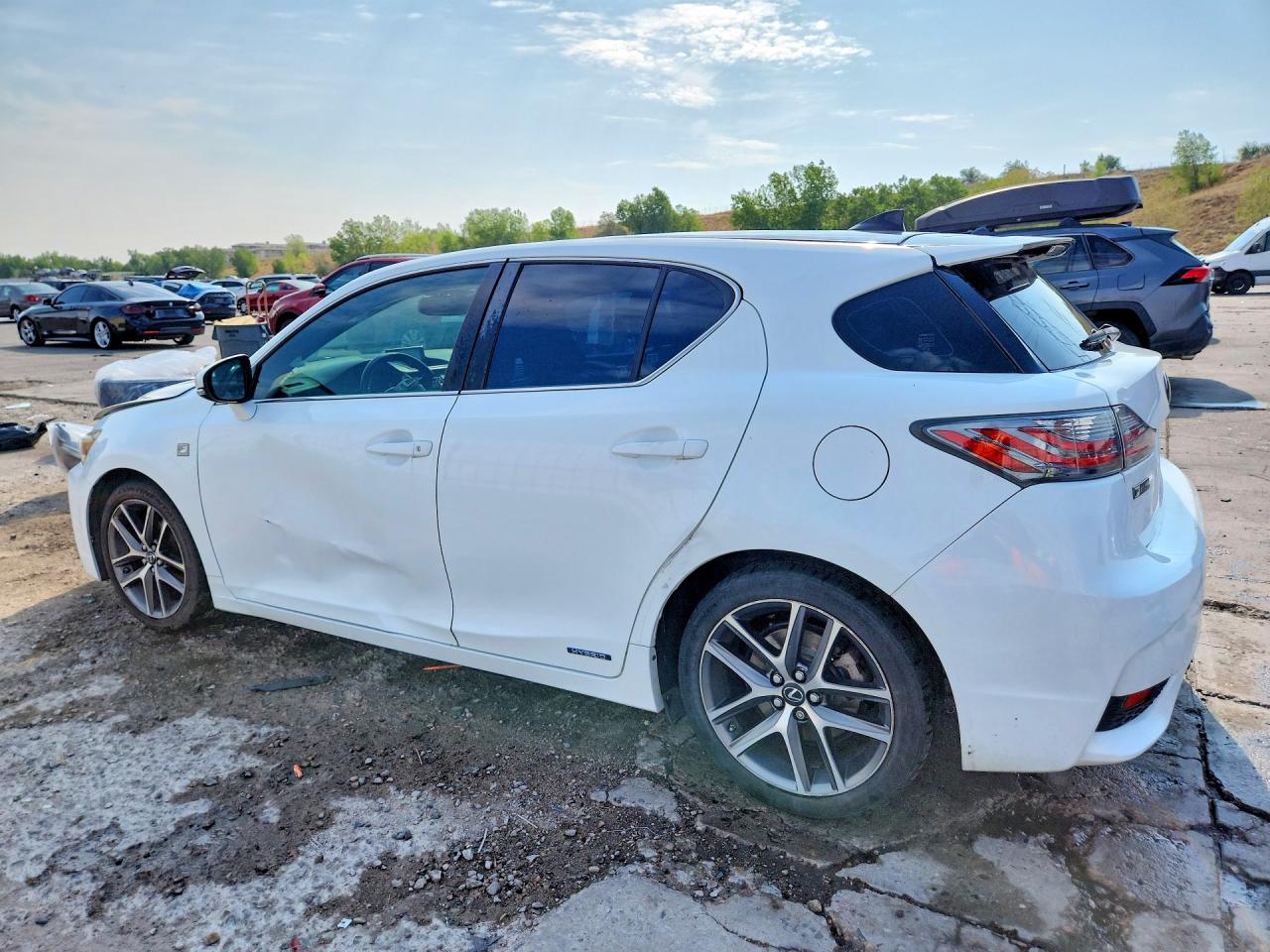 2015 Lexus Ct 200 White vin: JTHKD5BH6F2233647