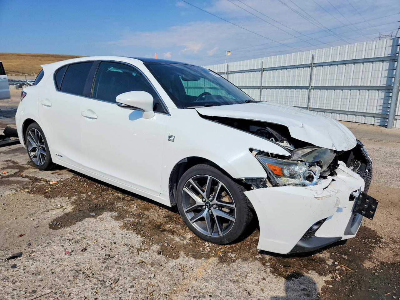 2015 Lexus Ct 200 White vin: JTHKD5BH6F2233647