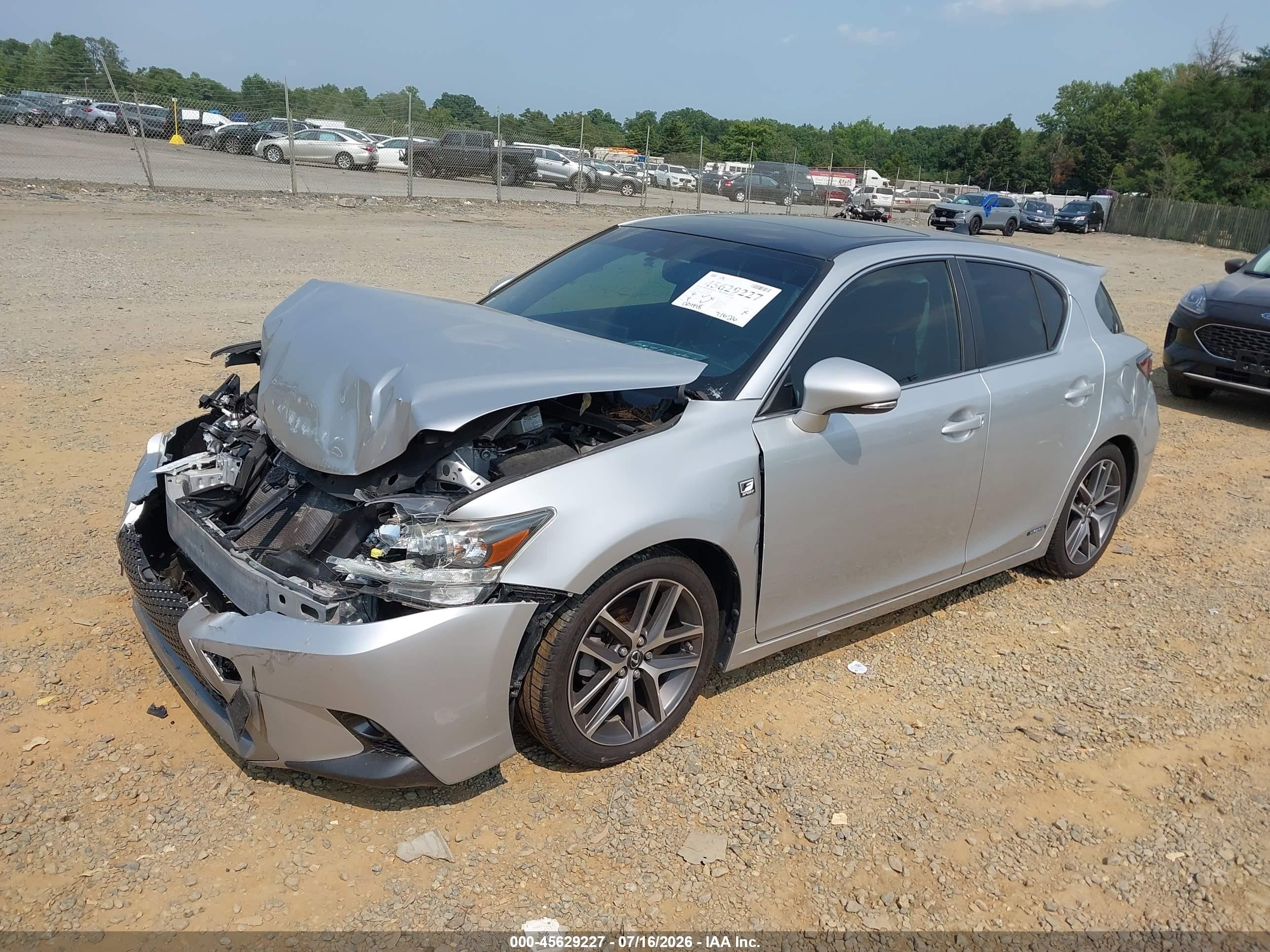 2015 Lexus Ct 200h   Silver vin: JTHKD5BH6F2249234