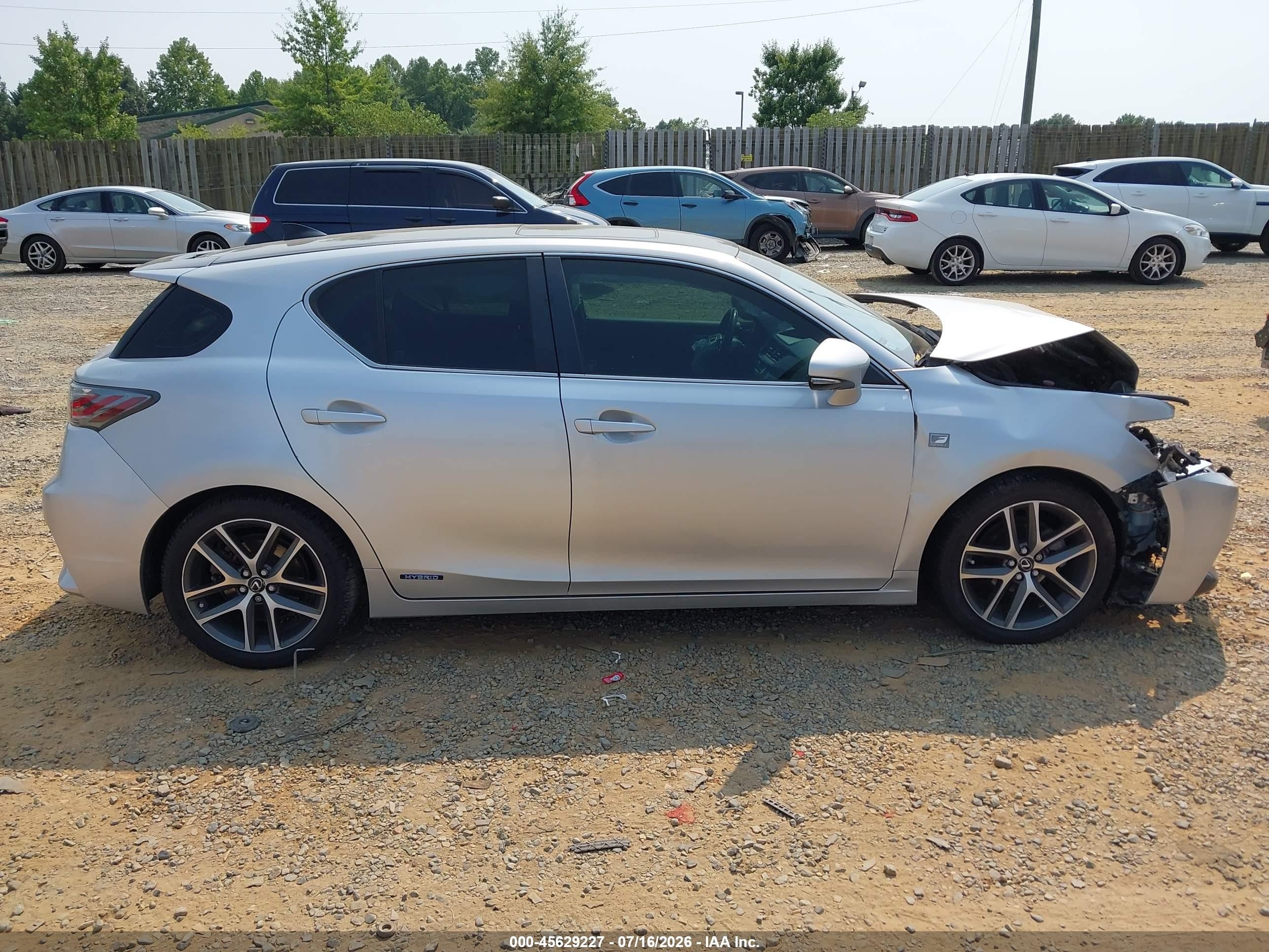 2015 Lexus Ct 200h   Silver vin: JTHKD5BH6F2249234