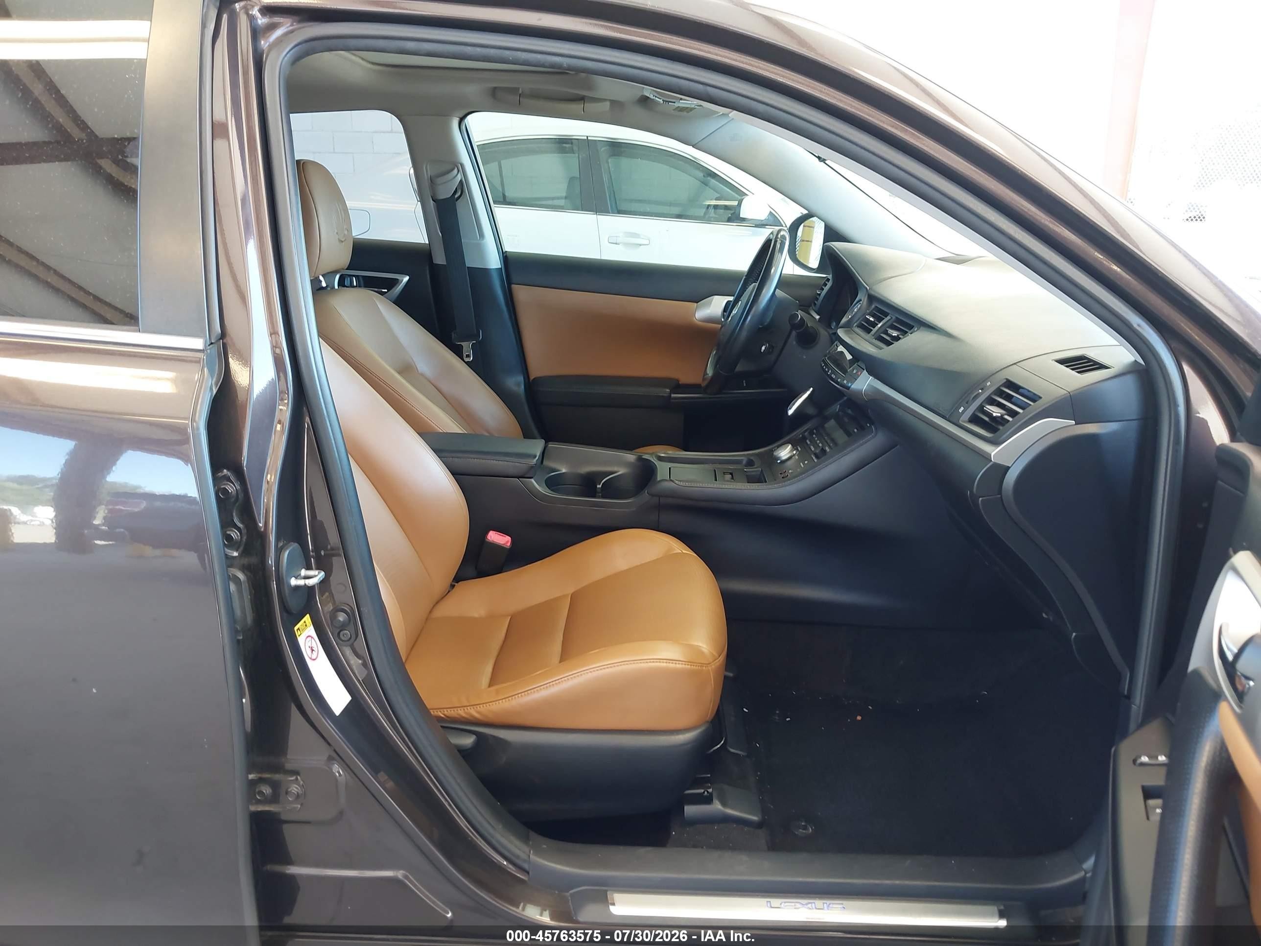 2011 Lexus Ct 200h Premium Brown vin: JTHKD5BH7B2003707
