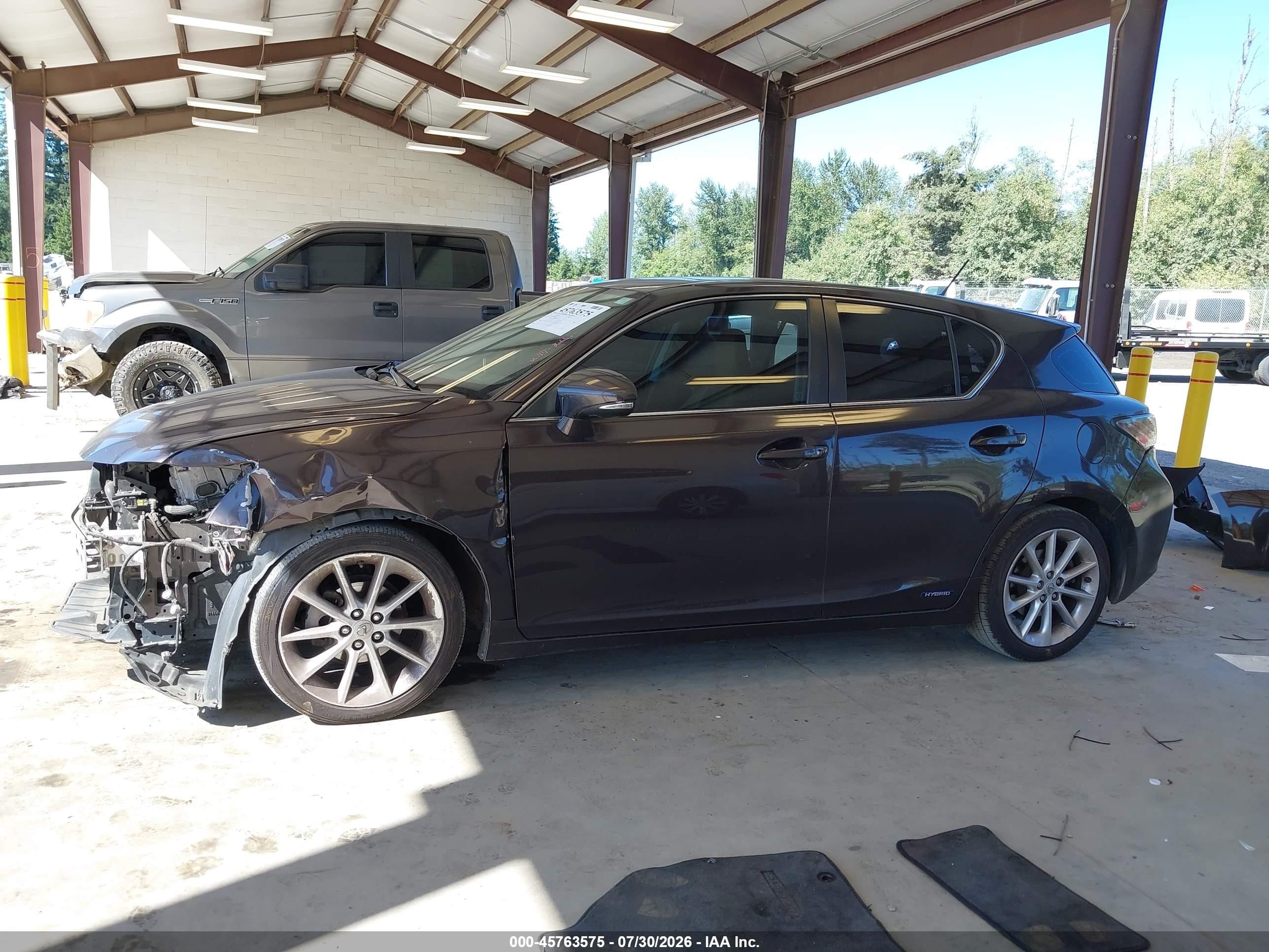 2011 Lexus Ct 200h Premium Brown vin: JTHKD5BH7B2003707