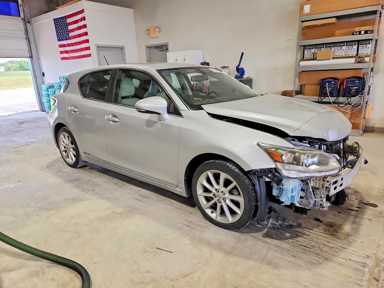 2011 Lexus Ct 200 Silver vin: JTHKD5BH7B2019972