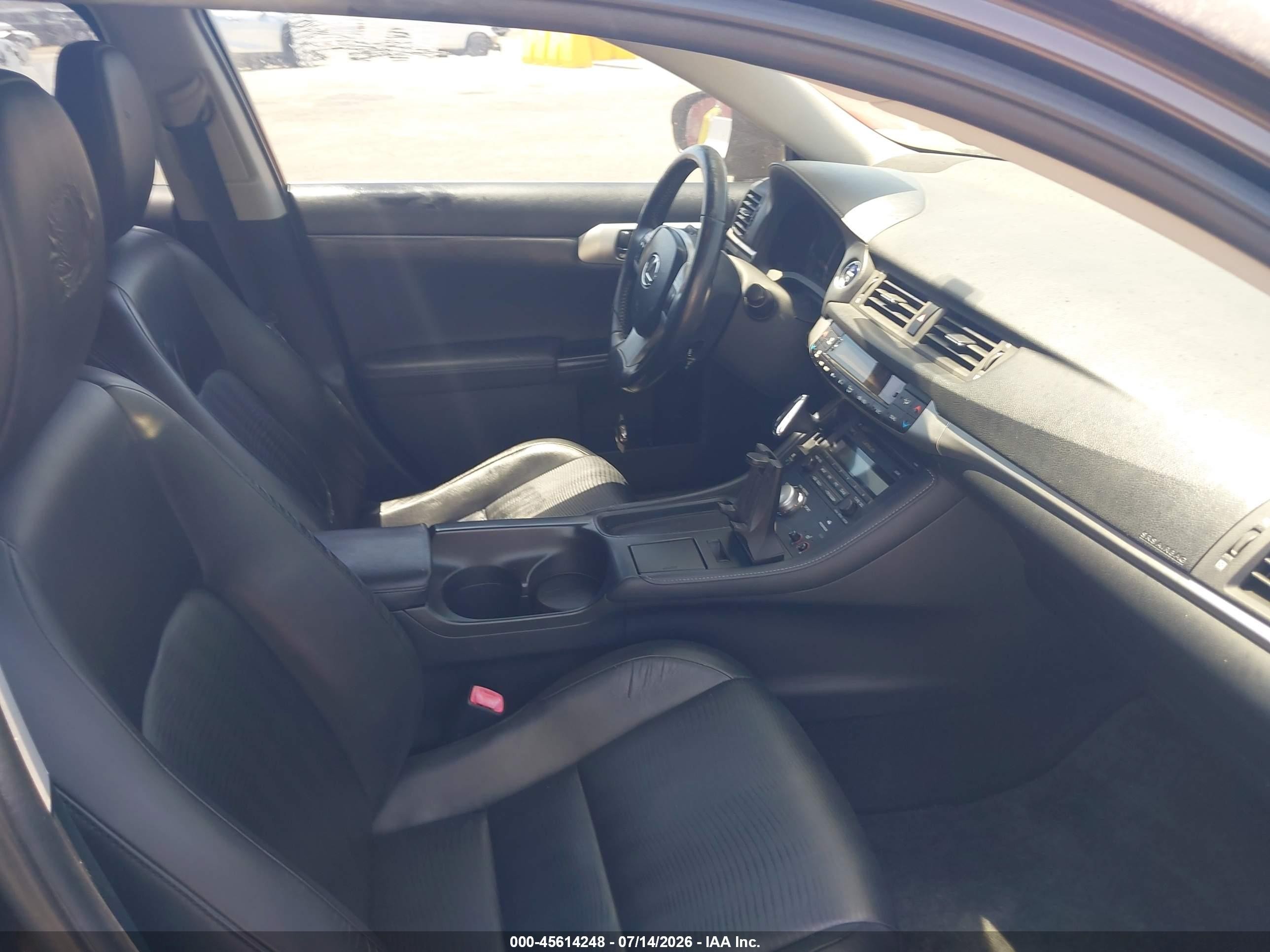 2011 Lexus Ct 200h Premium Dark Brown vin: JTHKD5BH7B2042152
