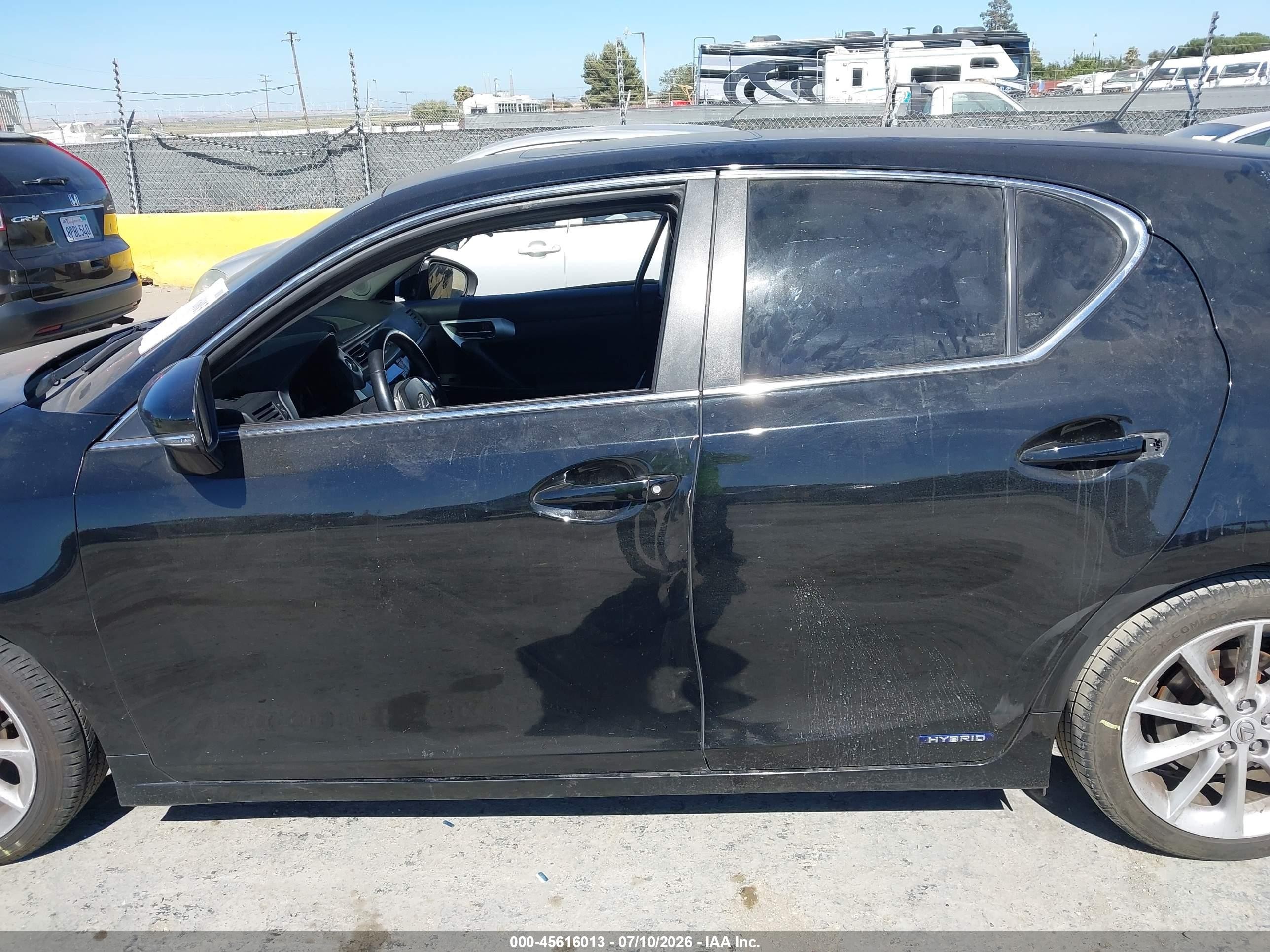 2012 Lexus Ct 200h Premium Black vin: JTHKD5BH7C2058403