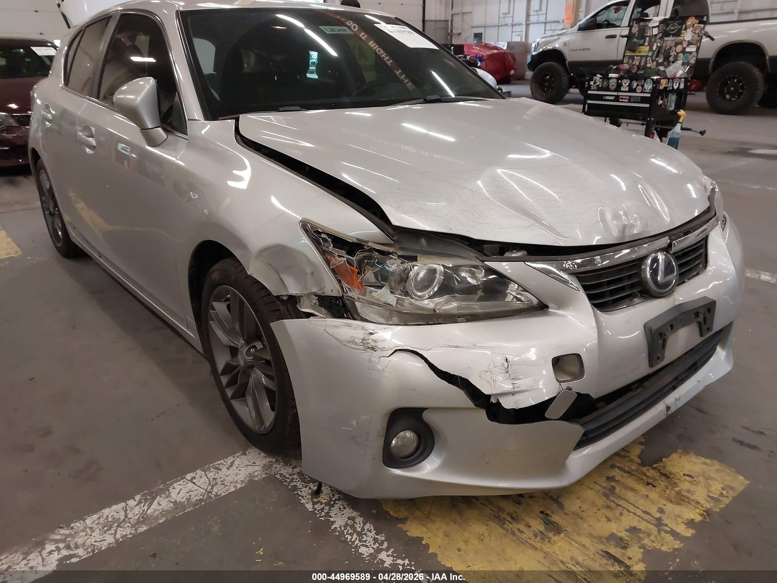 2013 Lexus Ct 200h   Silver vin: JTHKD5BH7D2129939