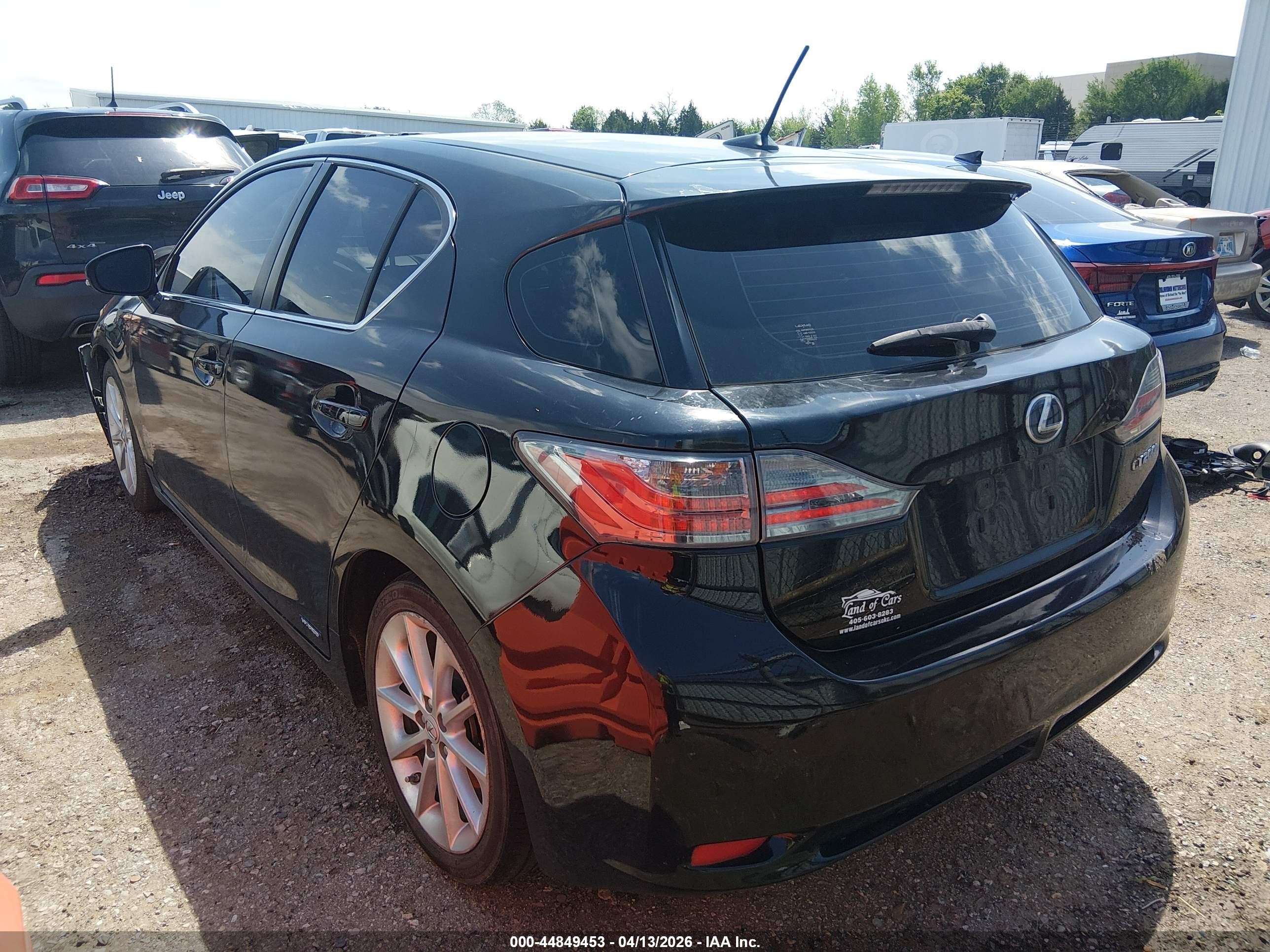 2013 Lexus Ct 200h   Черный vin: JTHKD5BH7D2131478