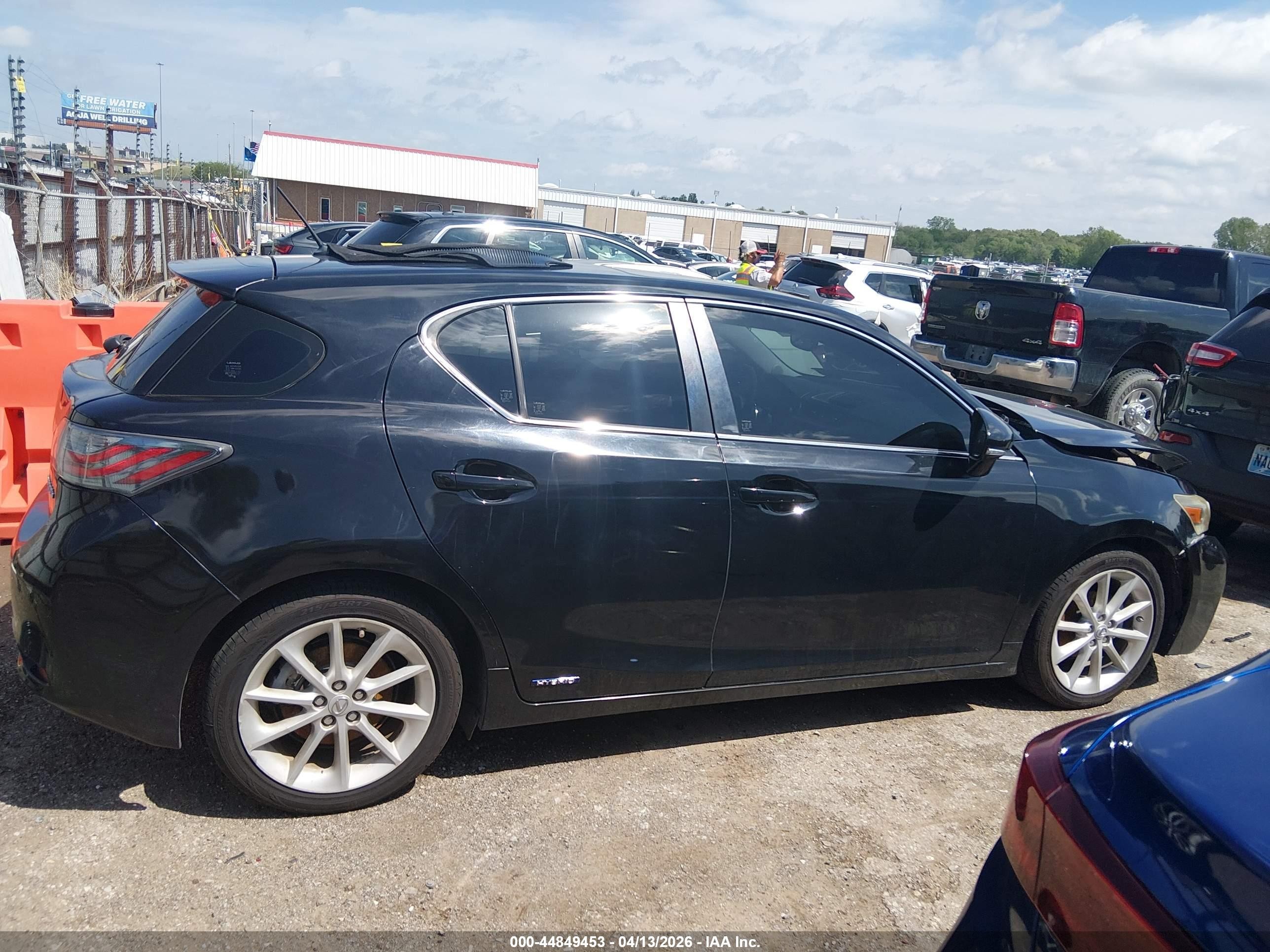 2013 Lexus Ct 200h   Черный vin: JTHKD5BH7D2131478
