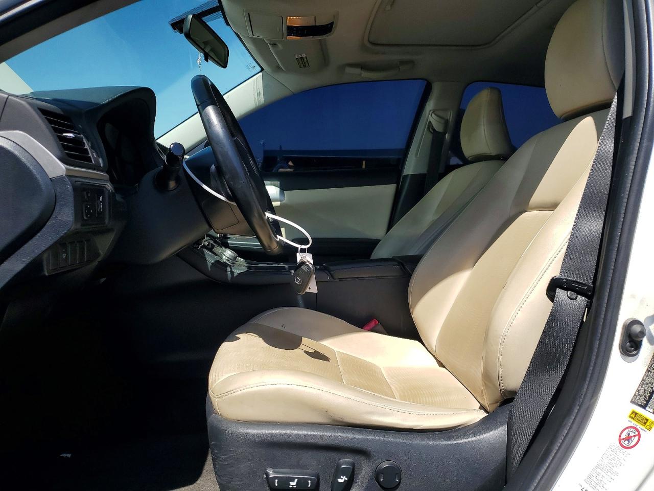 2013 Lexus Ct 200 White vin: JTHKD5BH7D2157952