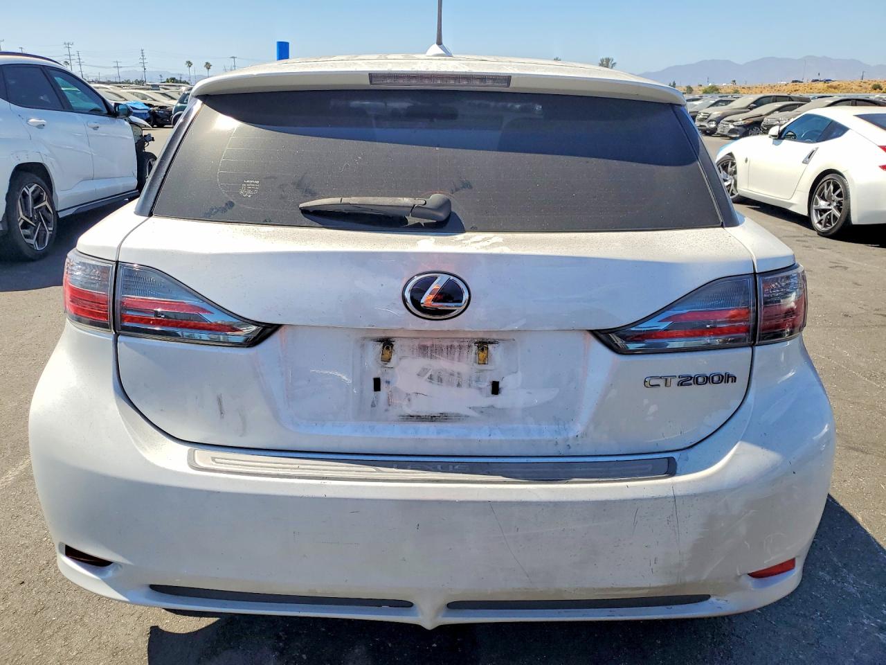 2013 Lexus Ct 200 White vin: JTHKD5BH7D2157952