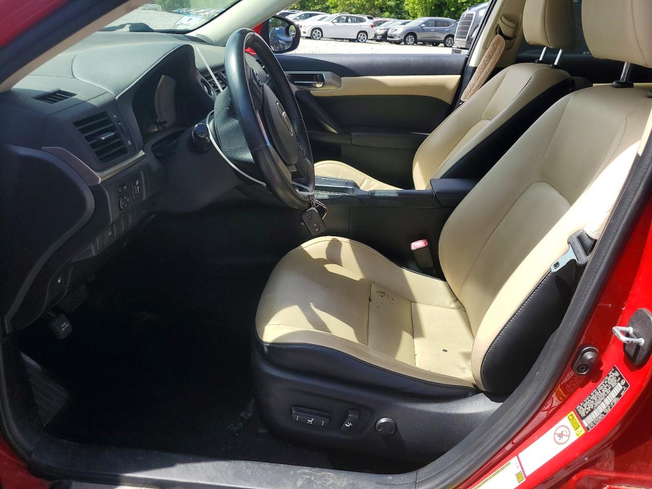 2014 Lexus Ct 200 Red vin: JTHKD5BH7E2191004