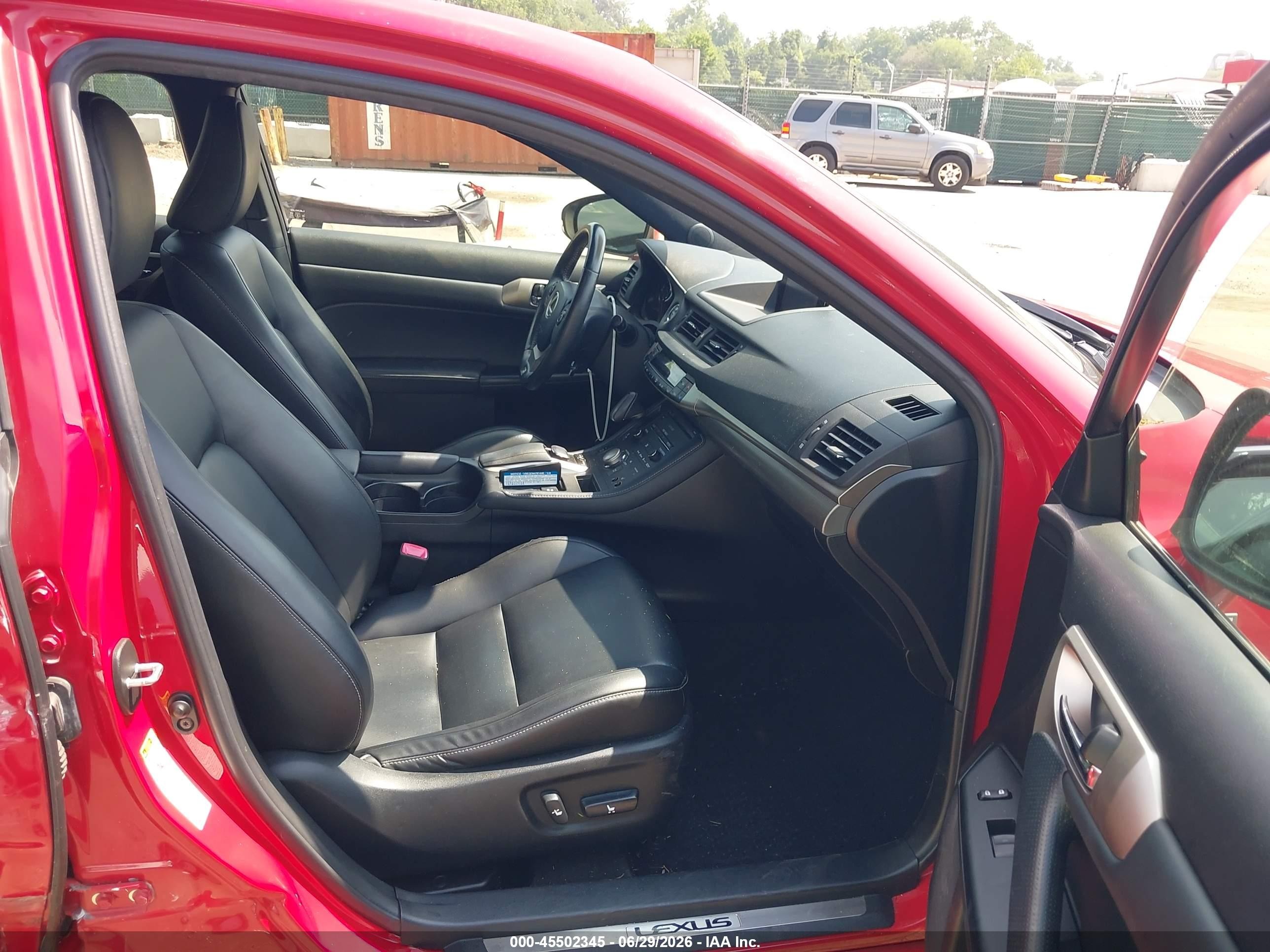 2014 Lexus Ct 200h   Red vin: JTHKD5BH7E2194758