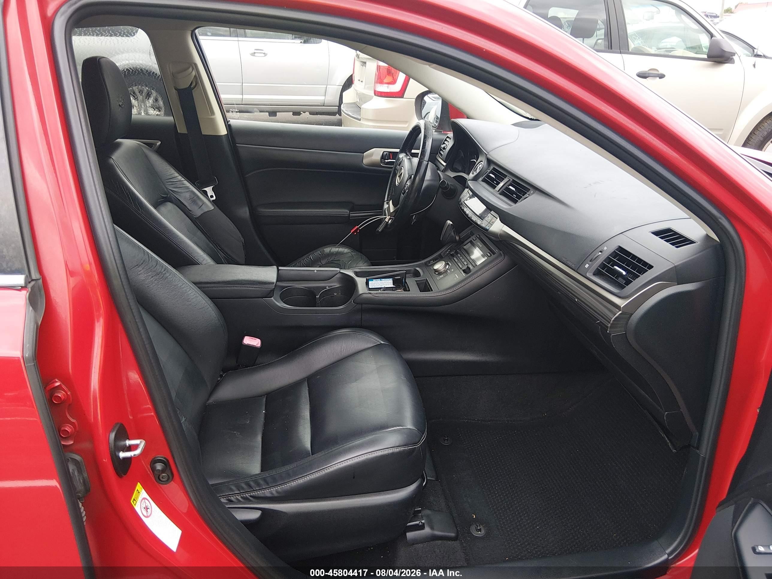 2014 Lexus Ct 200h Red vin: JTHKD5BH7E2197904