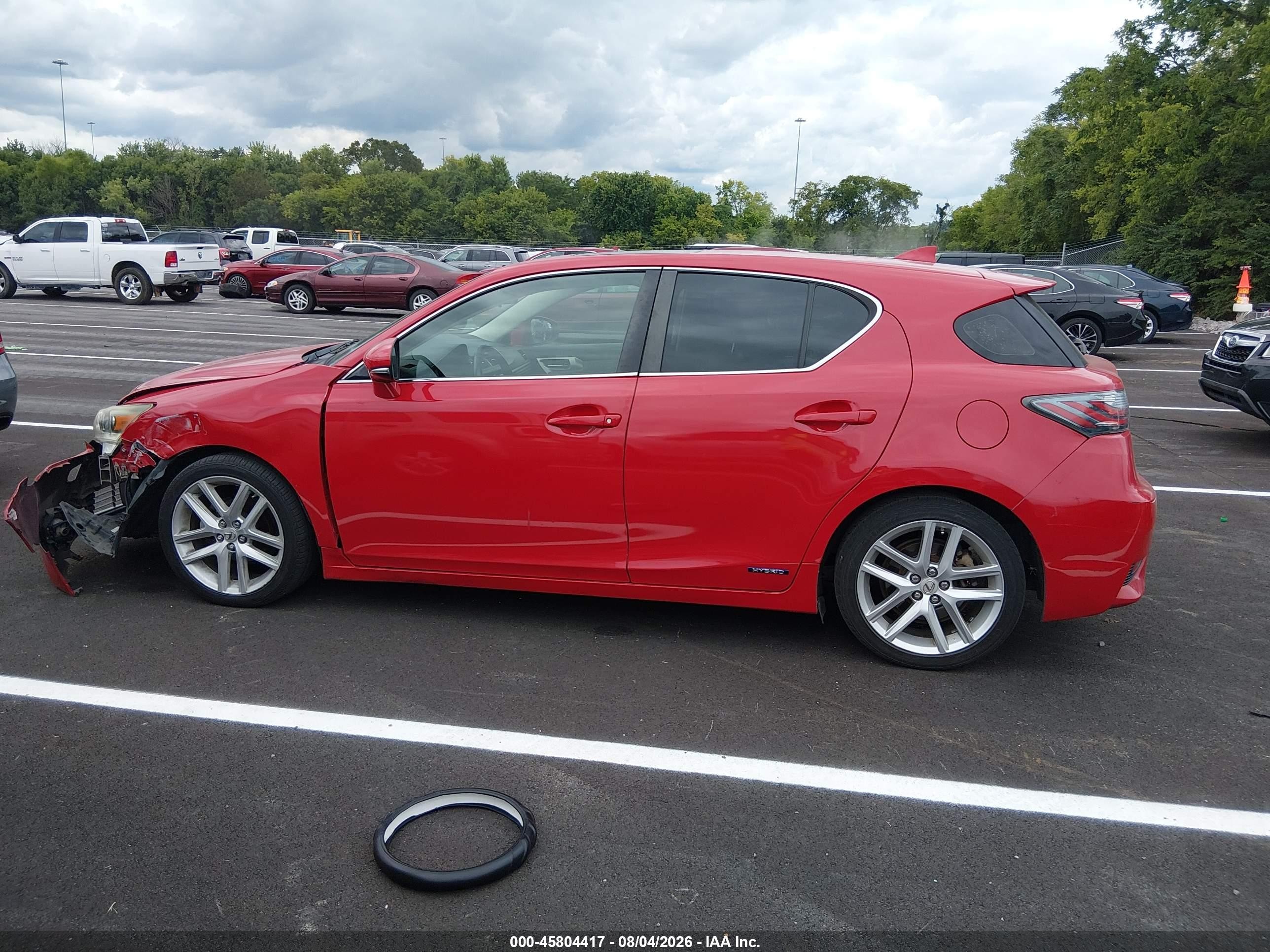 2014 Lexus Ct 200h Red vin: JTHKD5BH7E2197904