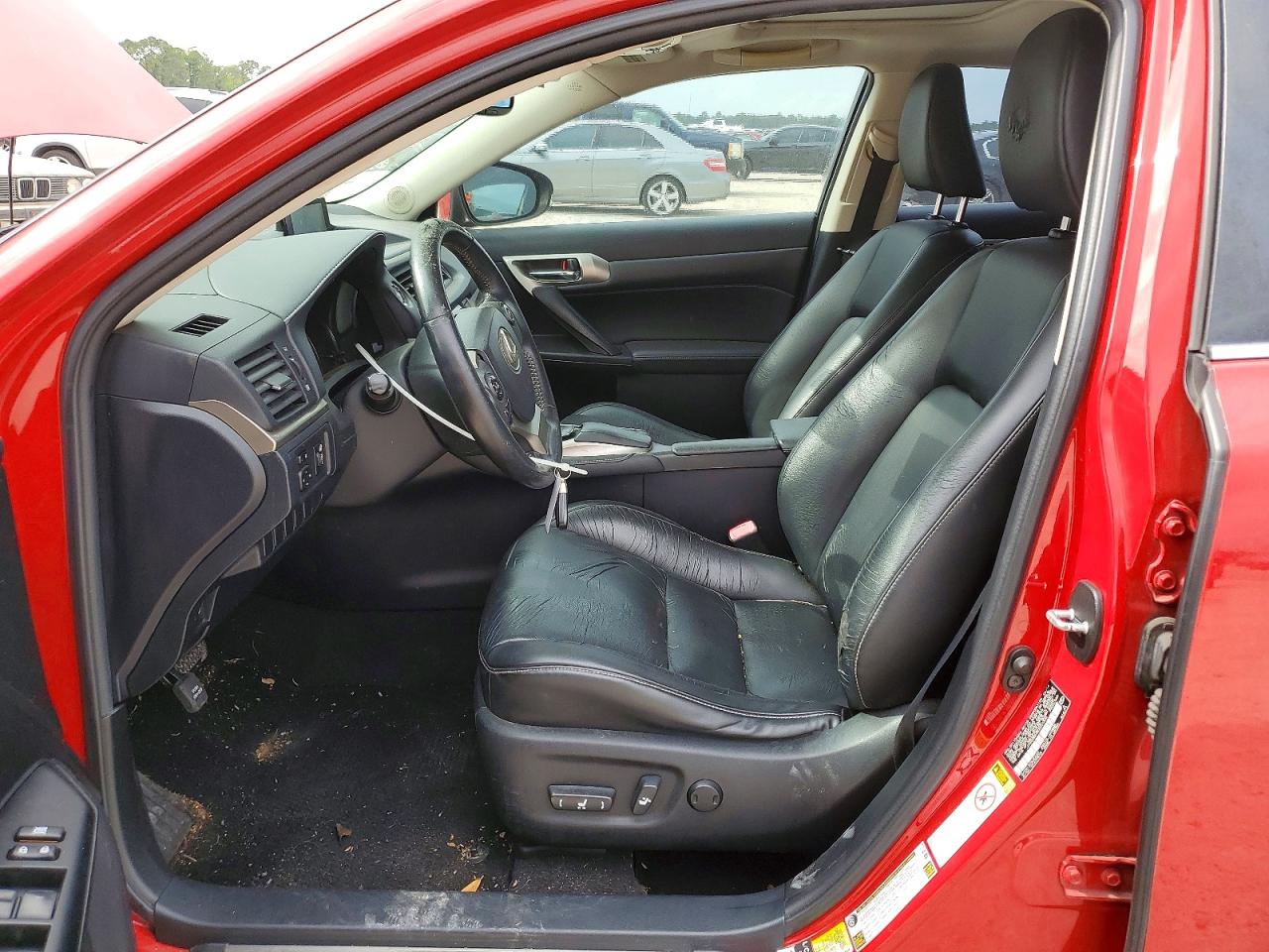 2014 Lexus Ct 200 Red vin: JTHKD5BH7E2201305