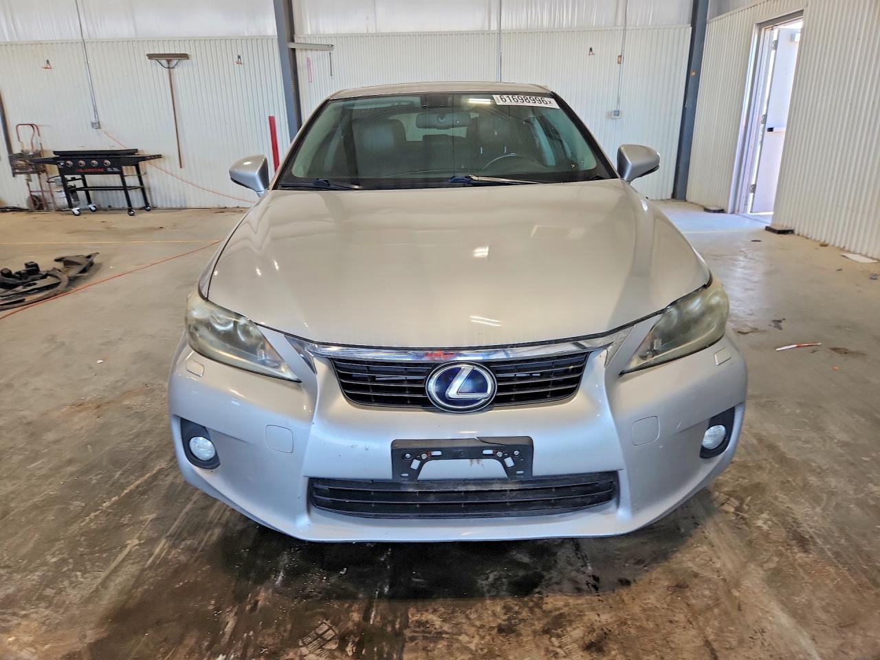 2011 Lexus Ct 200 Серебряный vin: JTHKD5BH8B2006602
