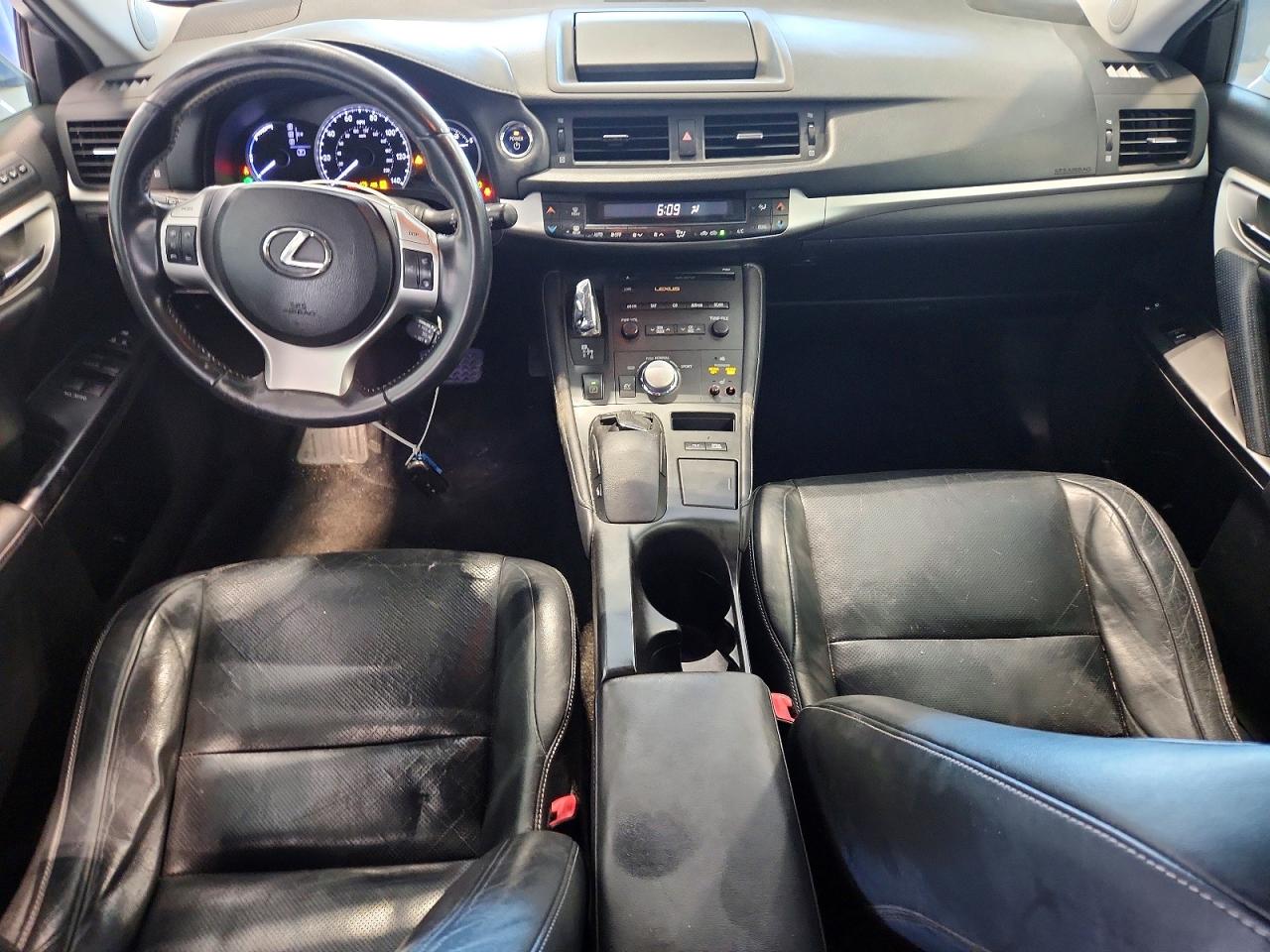 2011 Lexus Ct 200 Серебряный vin: JTHKD5BH8B2006602