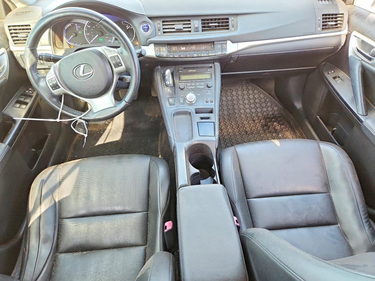 2011 Lexus Ct 200 White vin: JTHKD5BH8B2045612