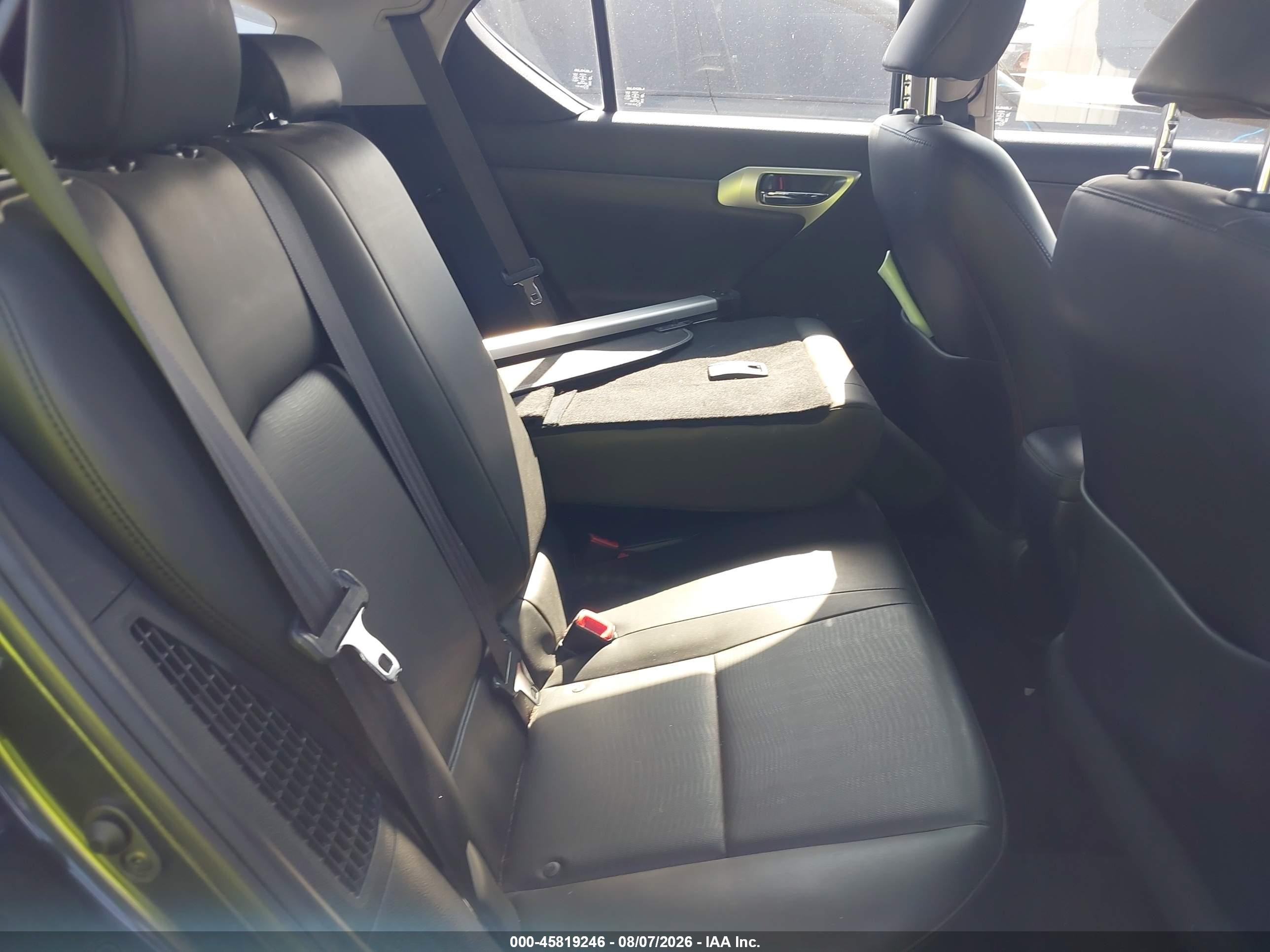 2011 Lexus Ct 200h Premium Черный vin: JTHKD5BH8B2046274