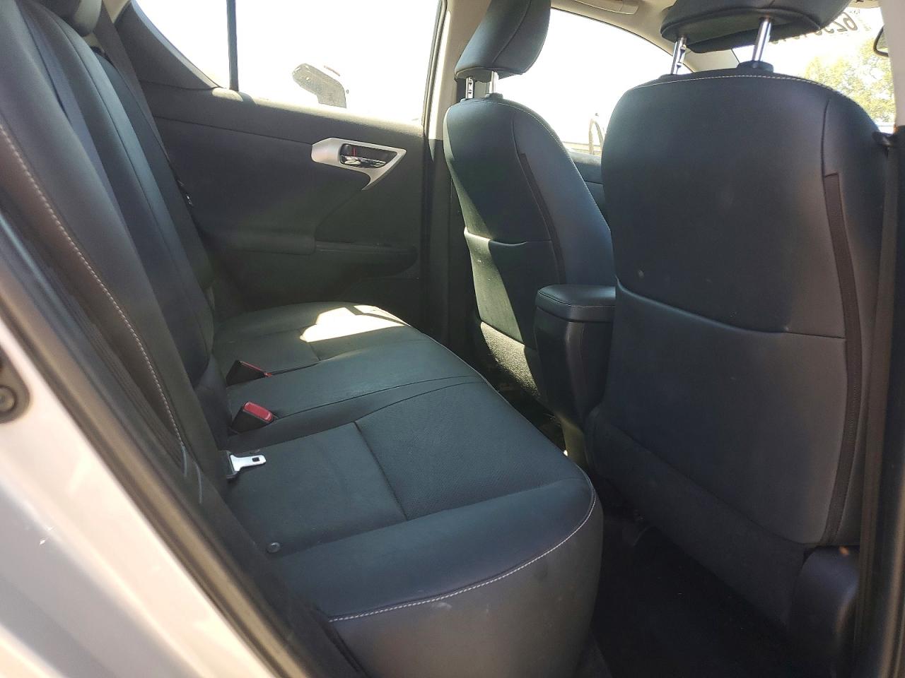 2012 Lexus Ct 200 Silver vin: JTHKD5BH8C2069801