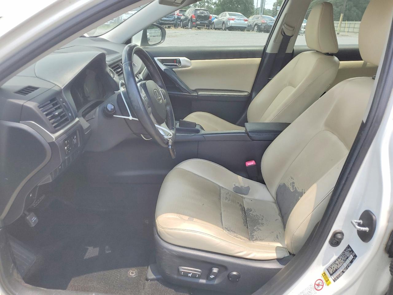2012 Lexus Ct 200 White vin: JTHKD5BH8C2082712