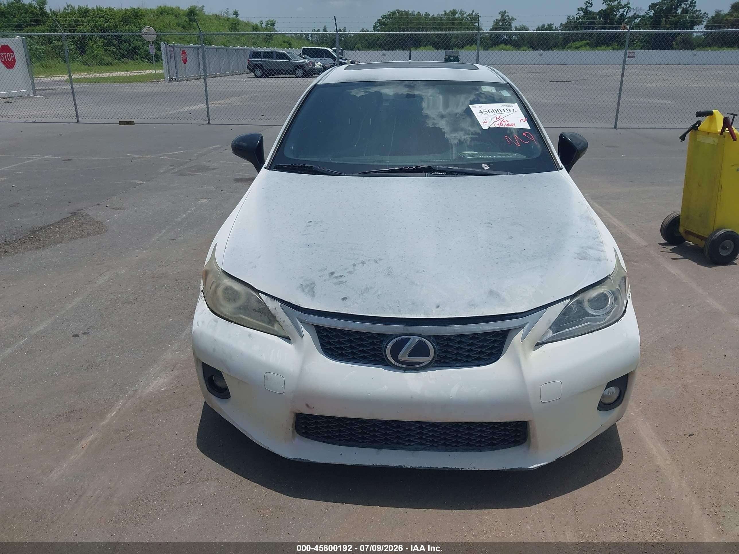 2012 Lexus Ct 200h Premium White vin: JTHKD5BH8C2098344