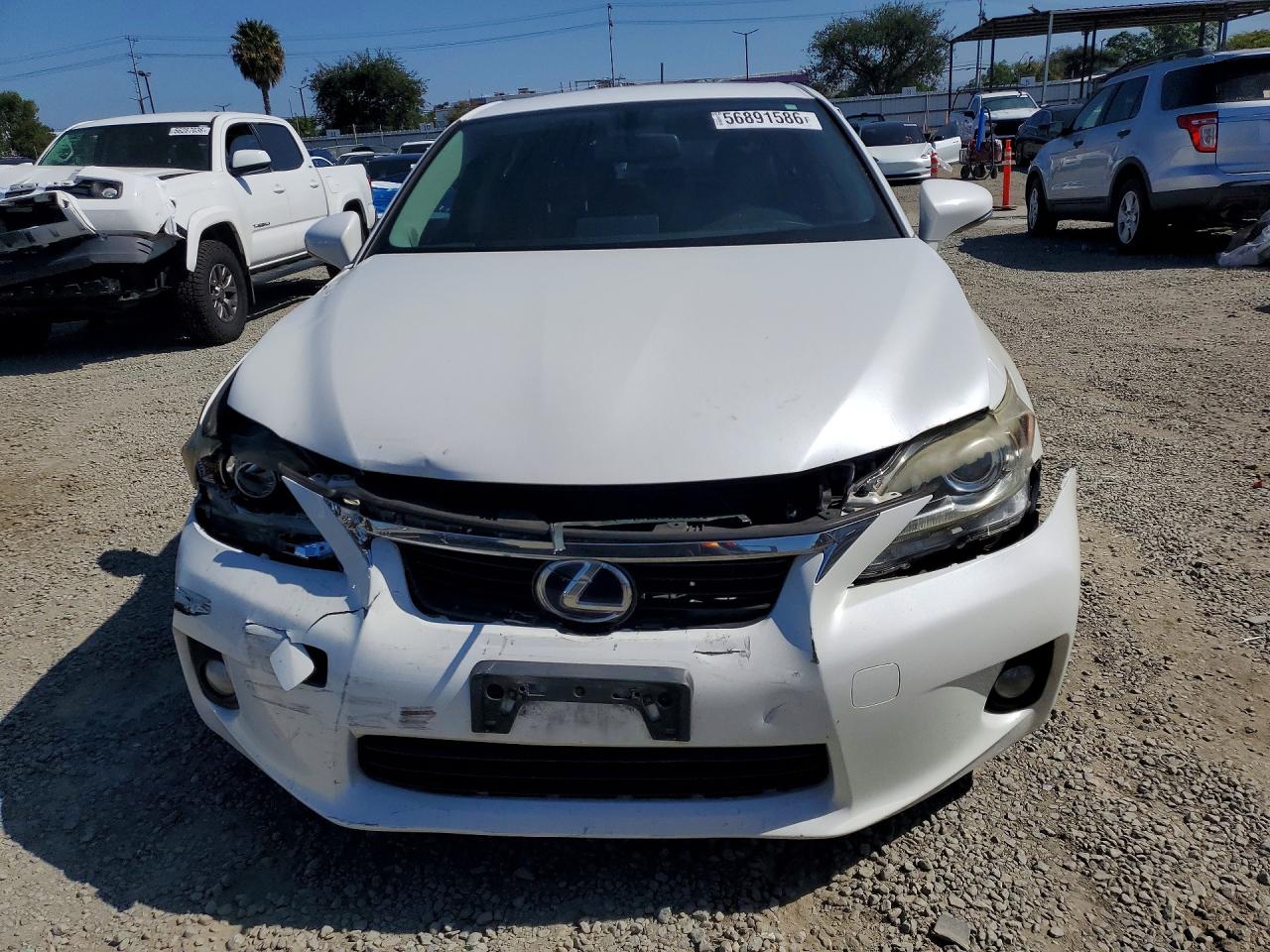 2012 Lexus Ct 200h White vin: JTHKD5BH8C2104868