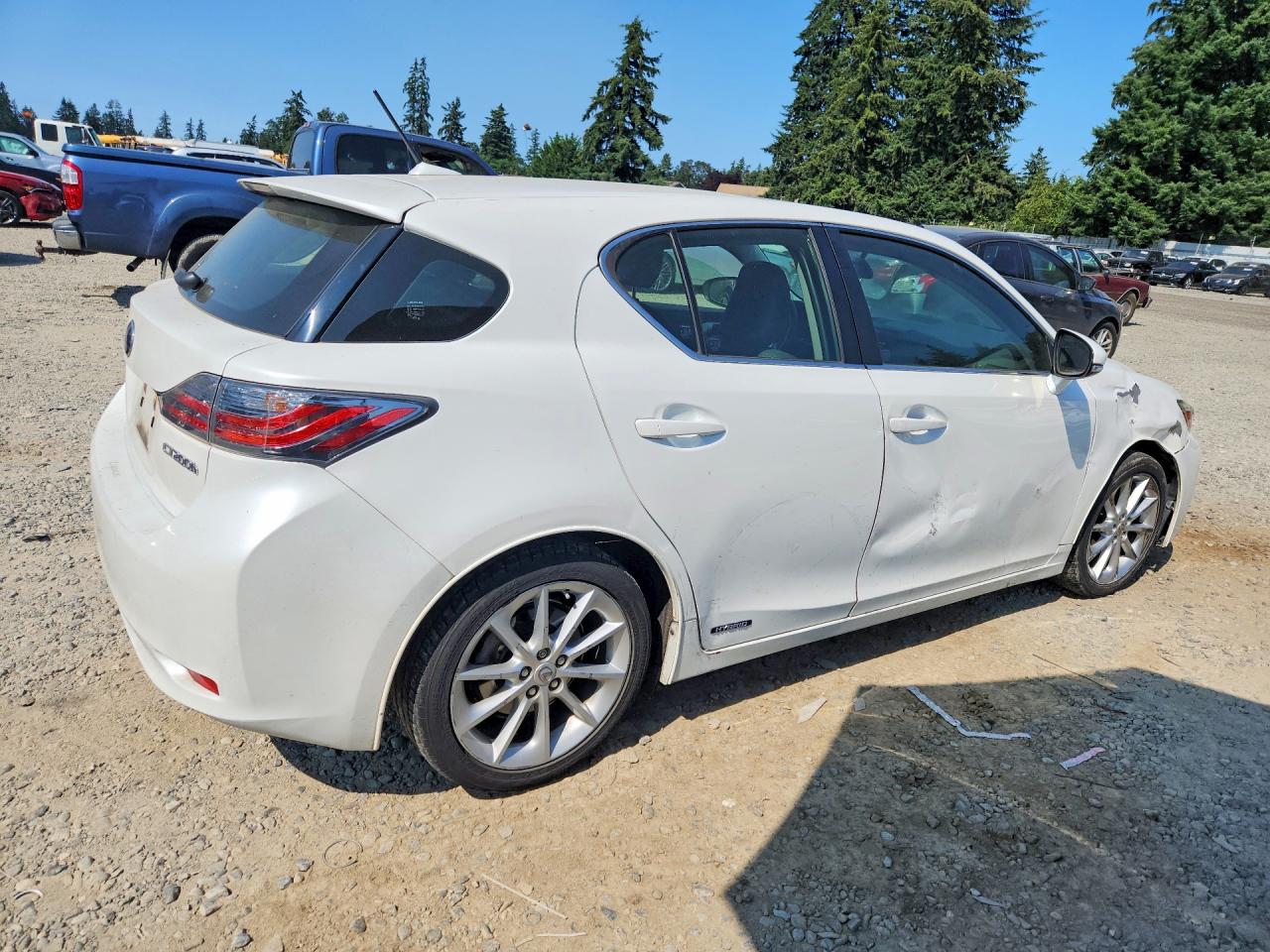 2012 Lexus Ct 200 White vin: JTHKD5BH8C2106877