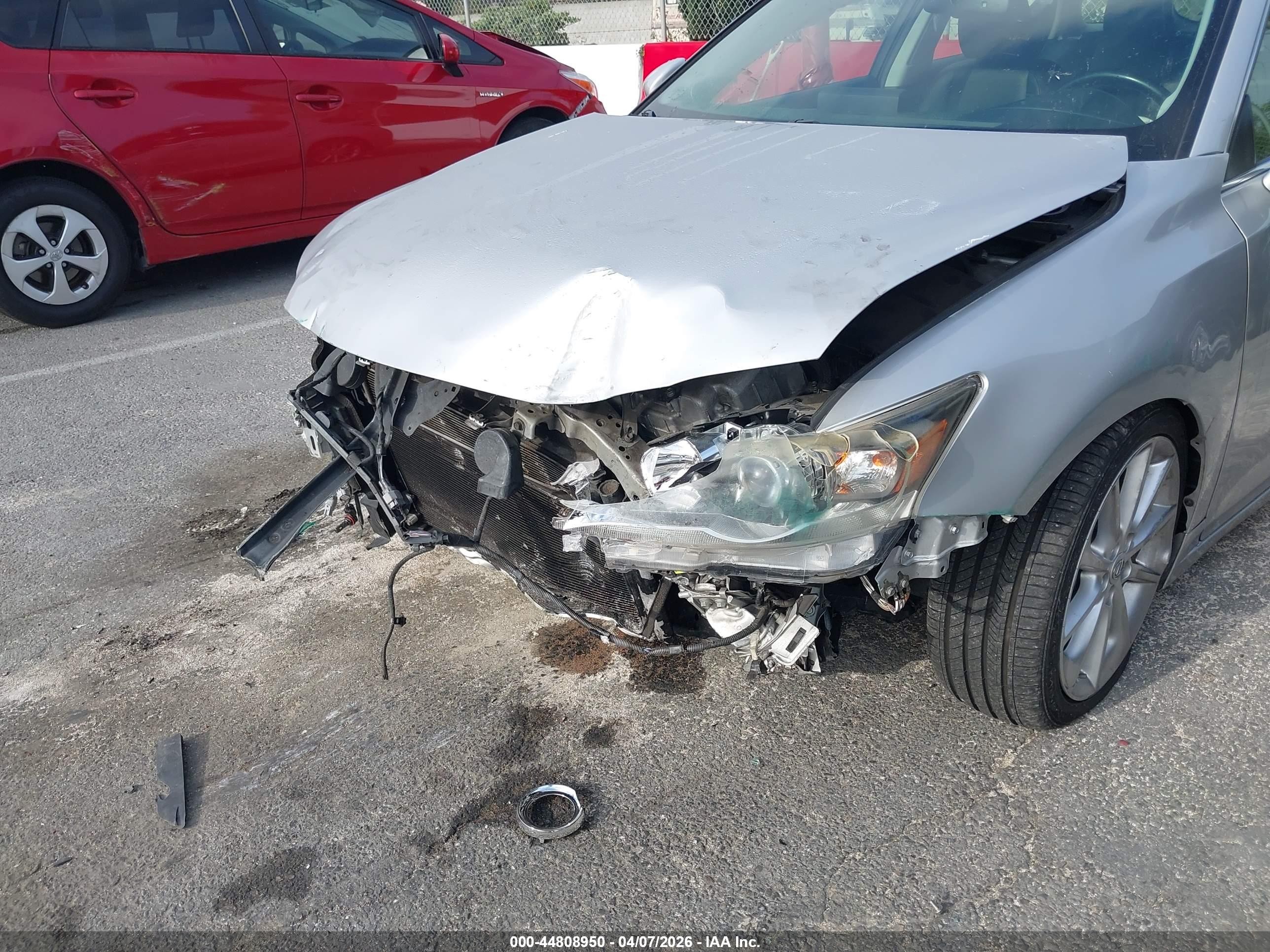 2012 Lexus Ct 200h Premium Silver vin: JTHKD5BH8C2108161